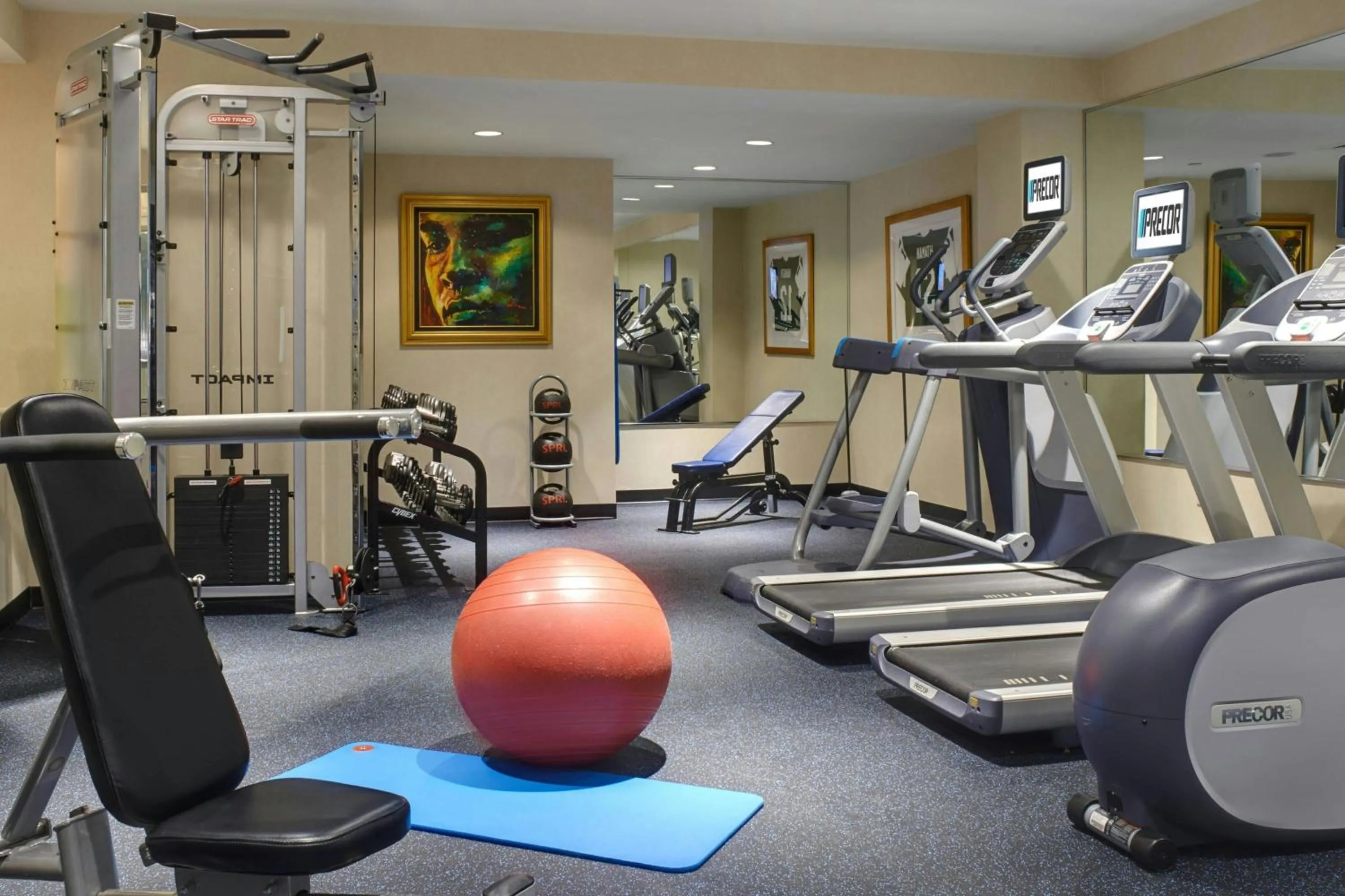Fitness centre/facilities in The Henry, Autograph Collection