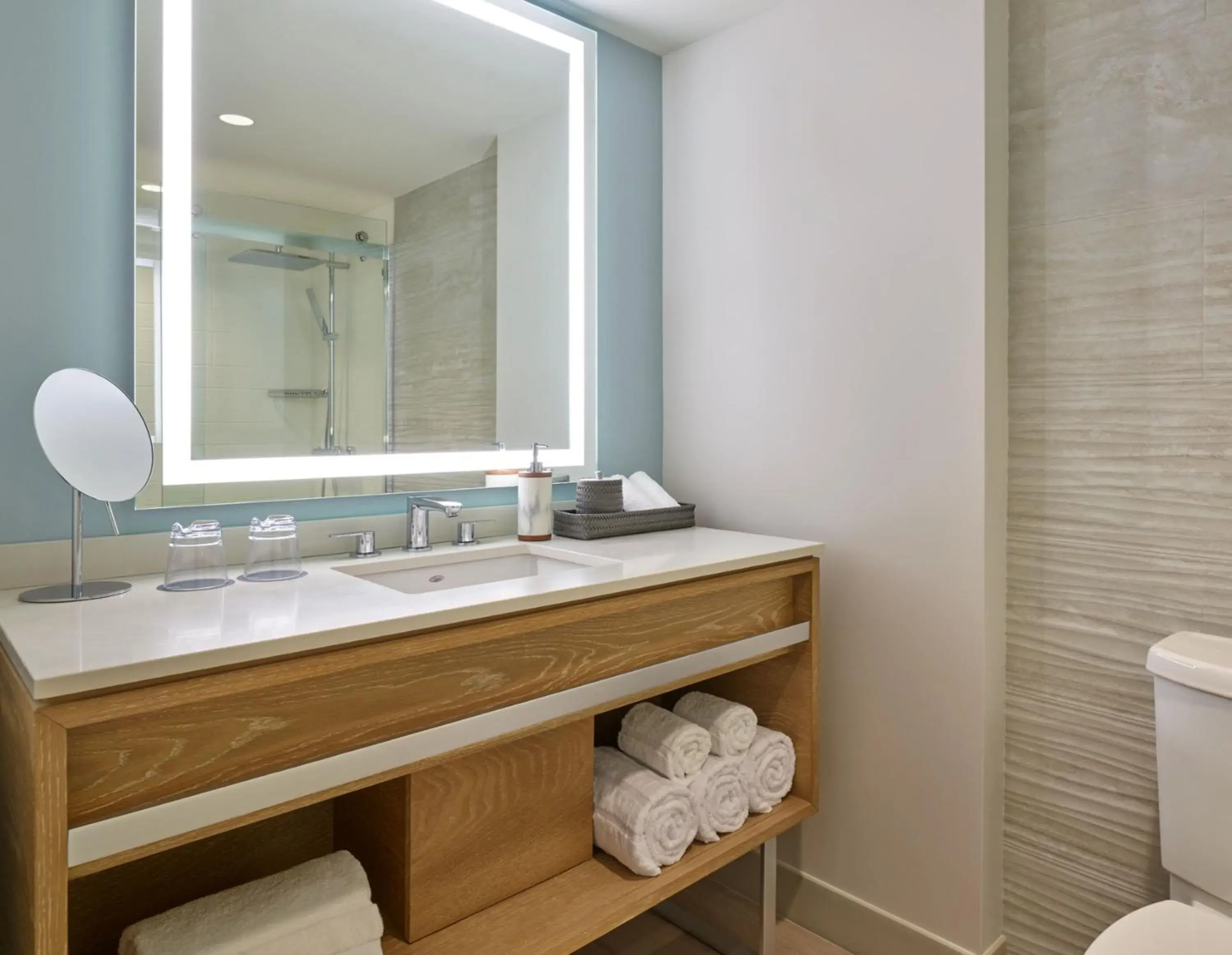 One-Bedroom King Suite with Sofa Bed, Balcony and Ocean View in The Westin St Thomas Beach Resort & Spa One-Bedroom King Suite with Sofa Bed, Balcony and Ocean View in The Westin St Thomas Beach Resort & Spa