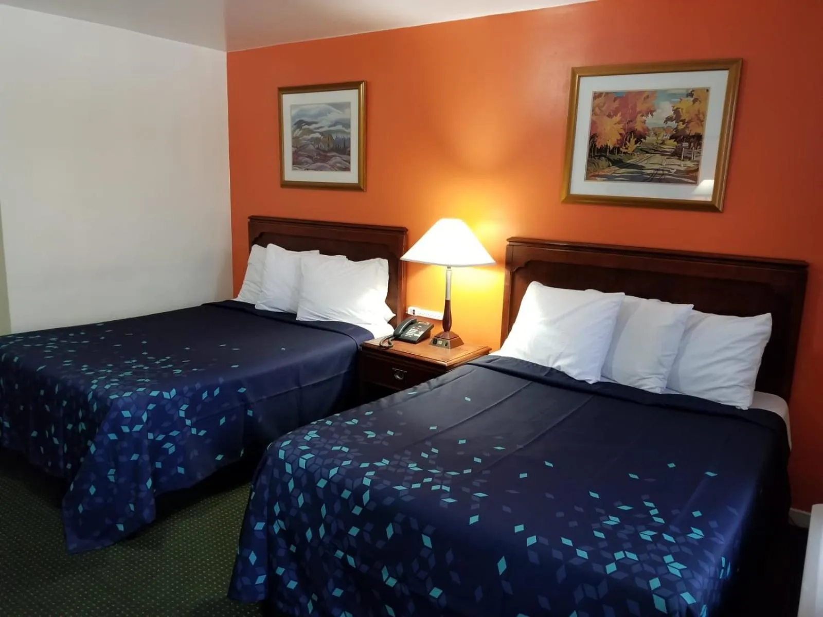 Bedroom, Bed in Norvic Motel