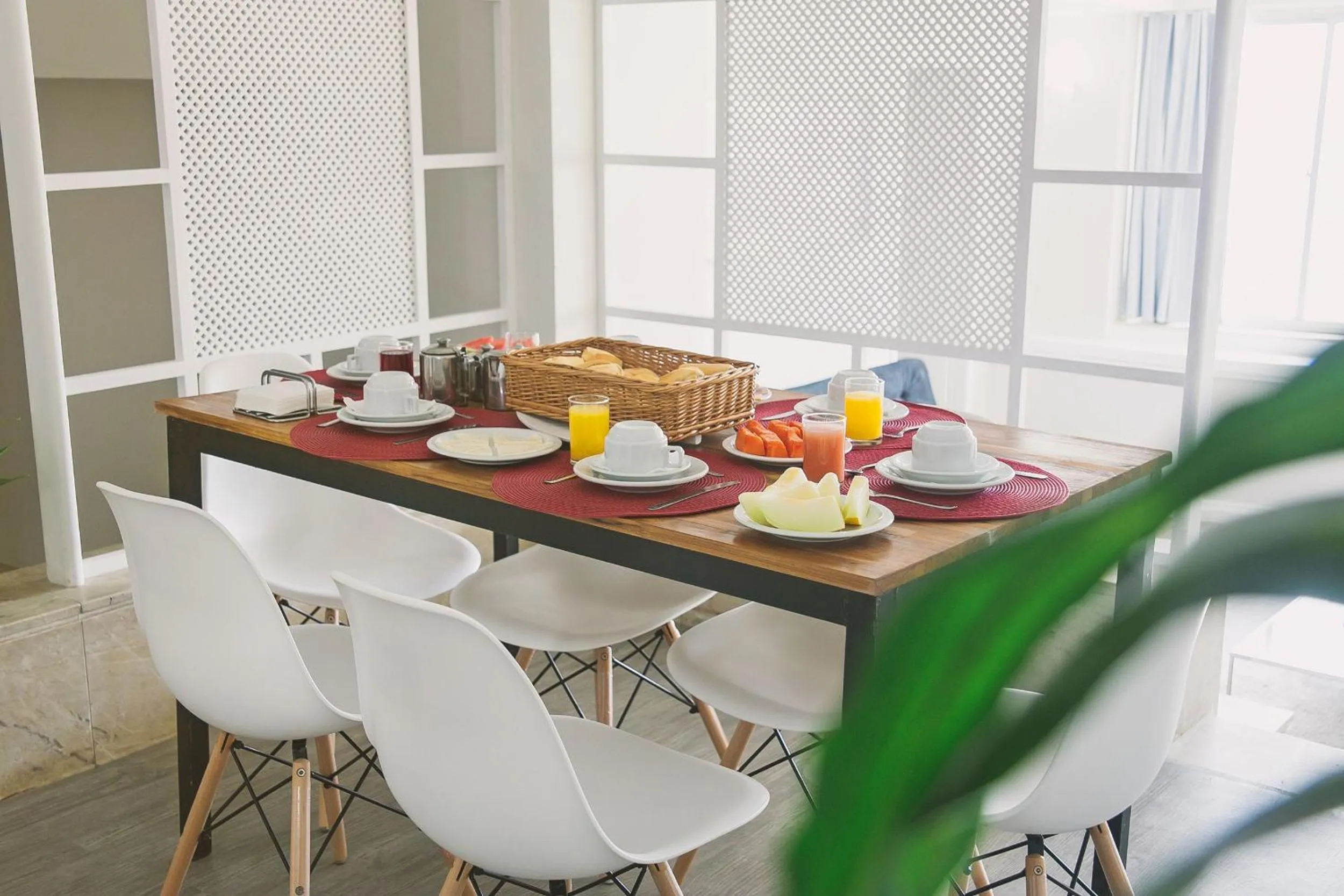 Dining area in CLH Suites Domingos Ferreira