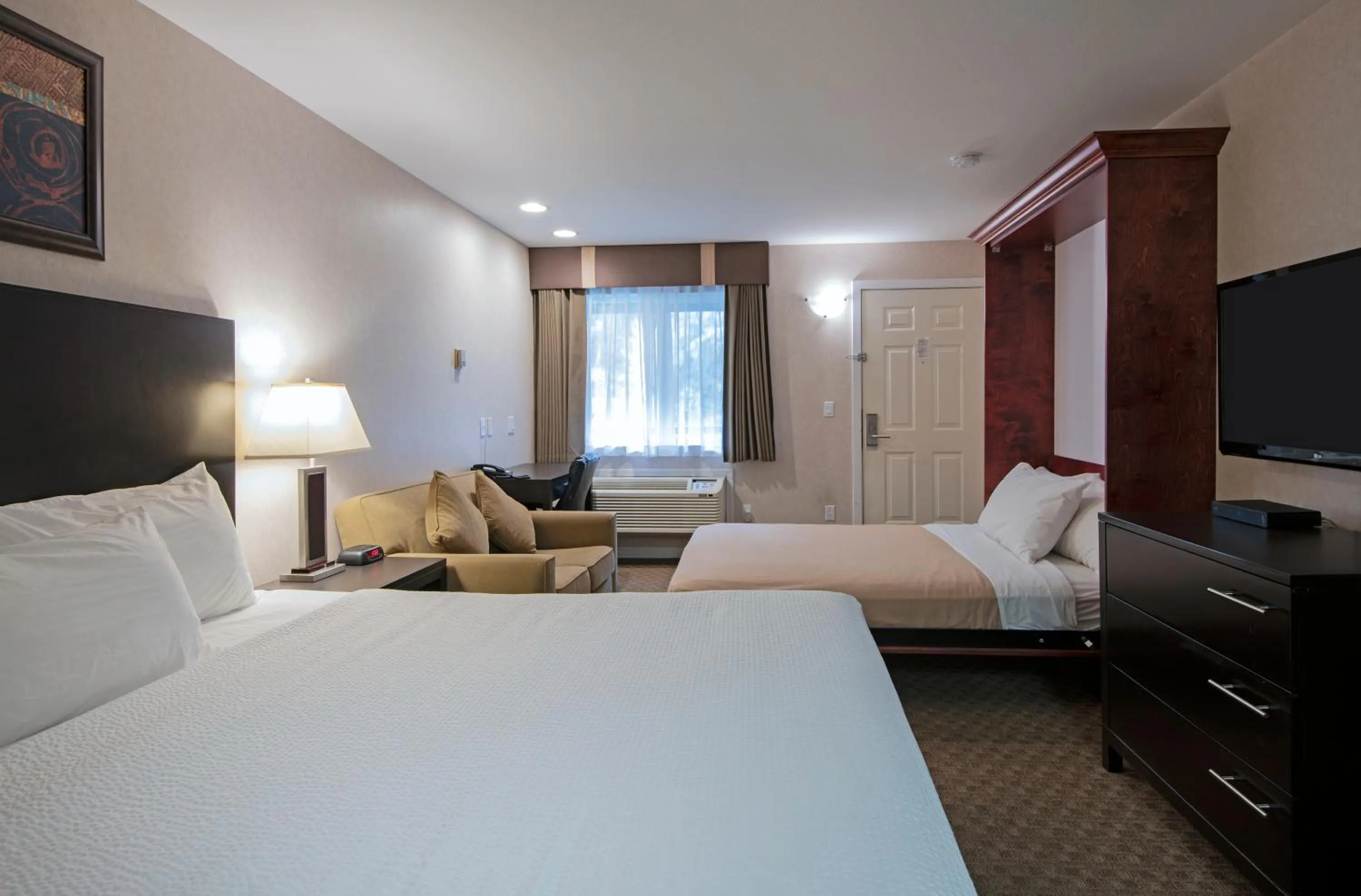 Bed in Travelodge by Wyndham Kamloops Mountview