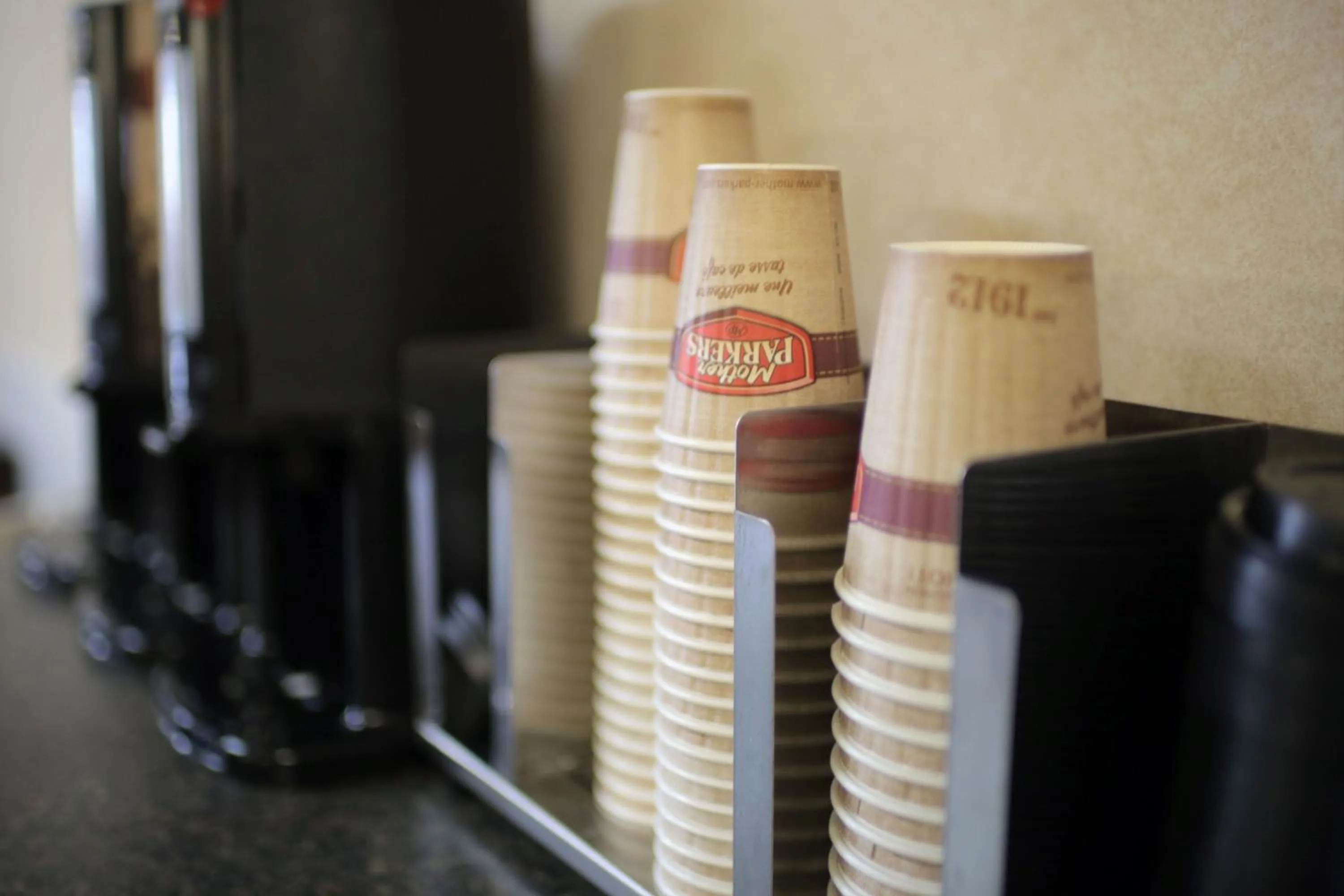 Restaurant/places to eat in Travelodge by Wyndham Kamloops Mountview