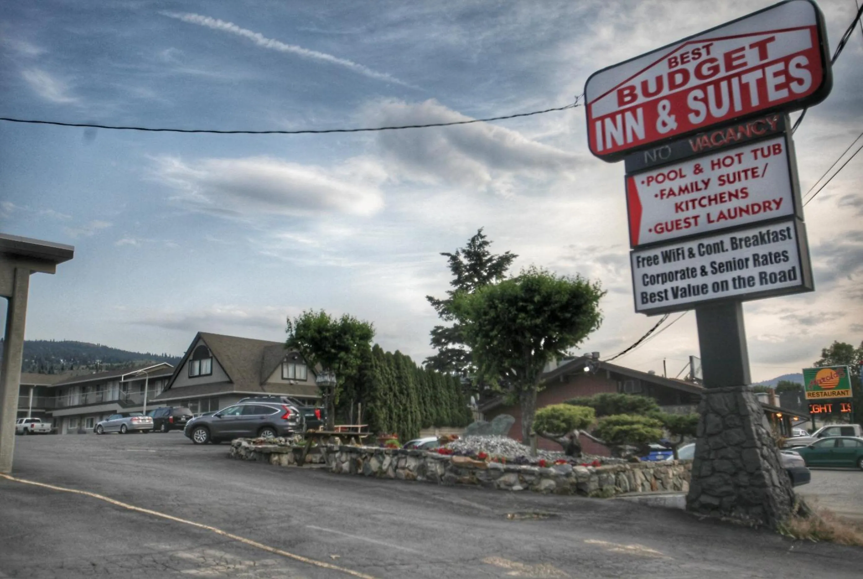 Best Budget Inn & Suites Kamloops