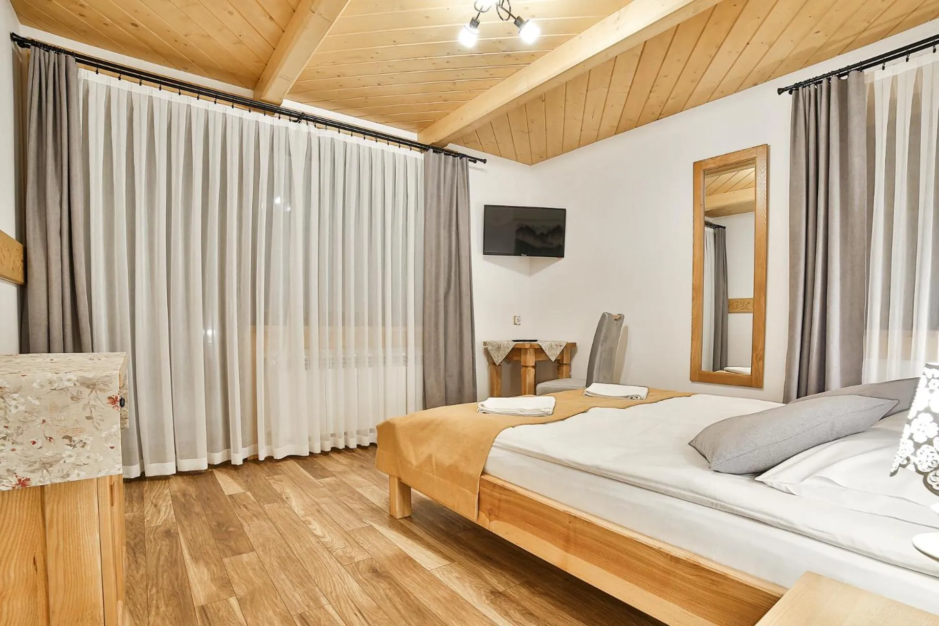 Property building, Bed in Górskie Wspomnienie