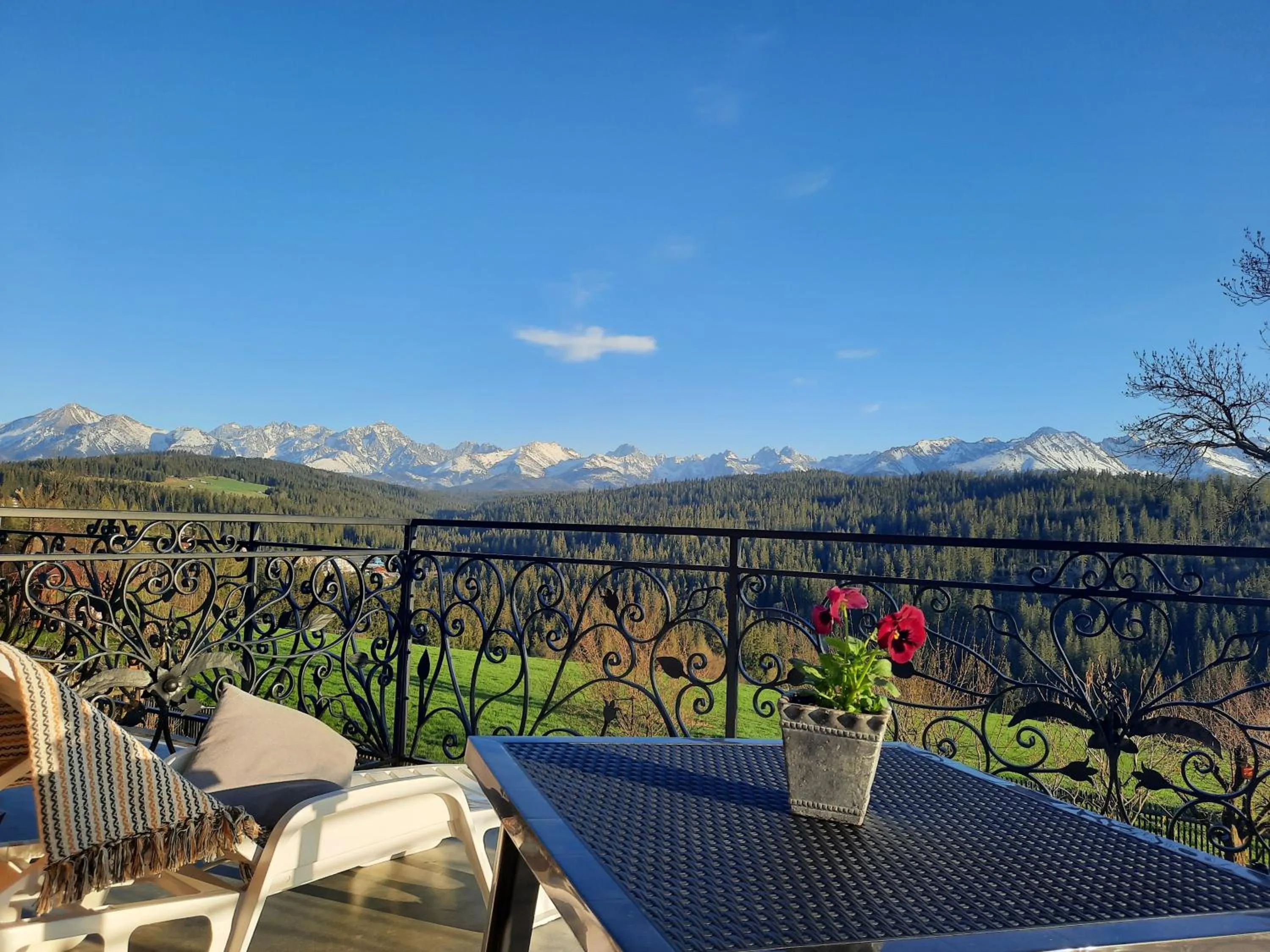 Spring in Górskie Wspomnienie