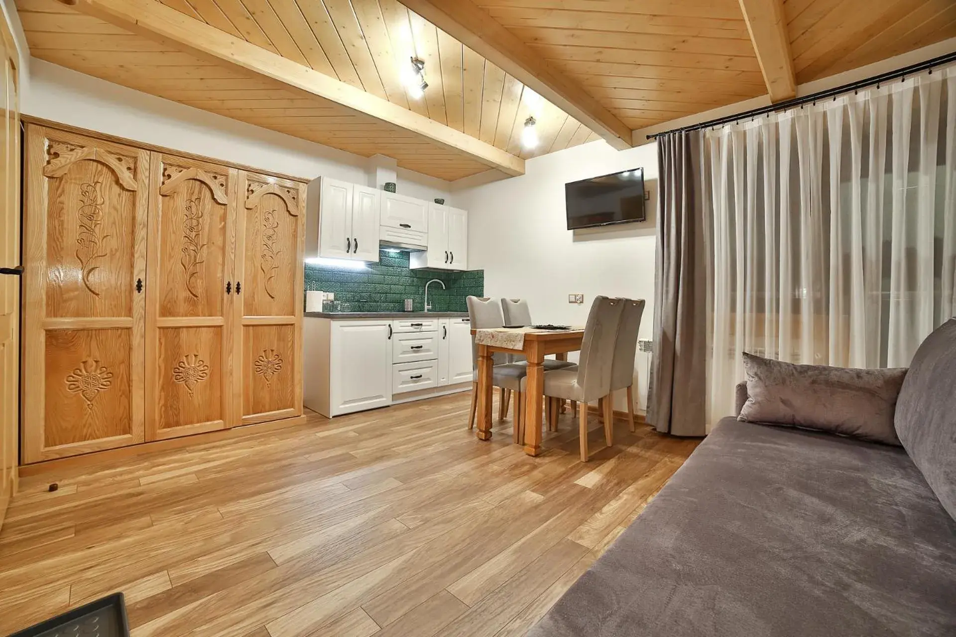 Two-Bedroom Family Apartment in Górskie Wspomnienie Two-Bedroom Family Apartment in Górskie Wspomnienie