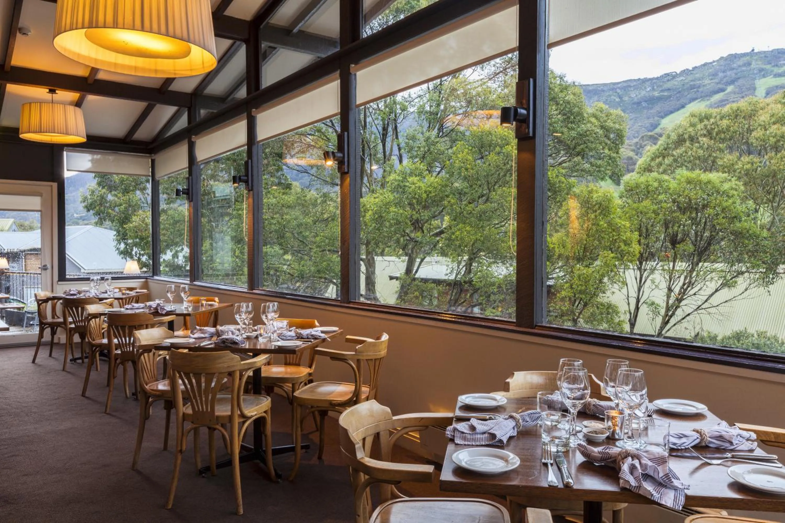 Restaurant/places to eat in The Denman Hotel in Thredbo