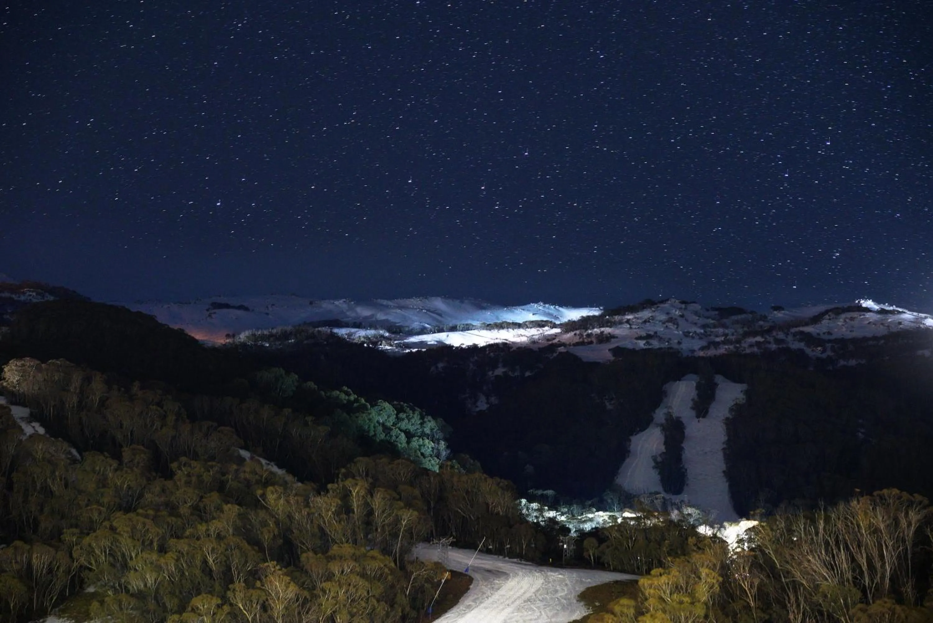Night in Candlelight Lodge