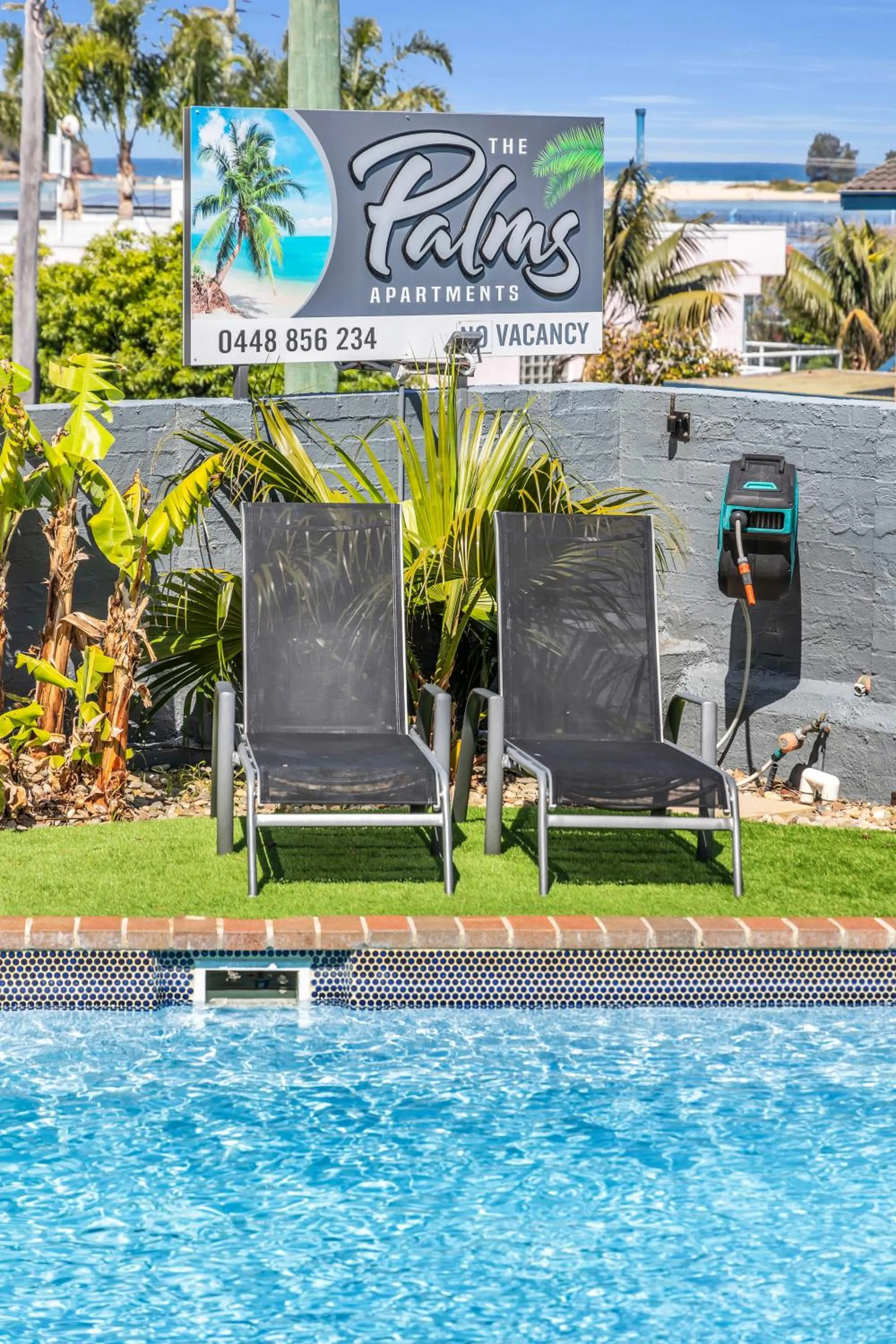 Day in The Palms Apartments