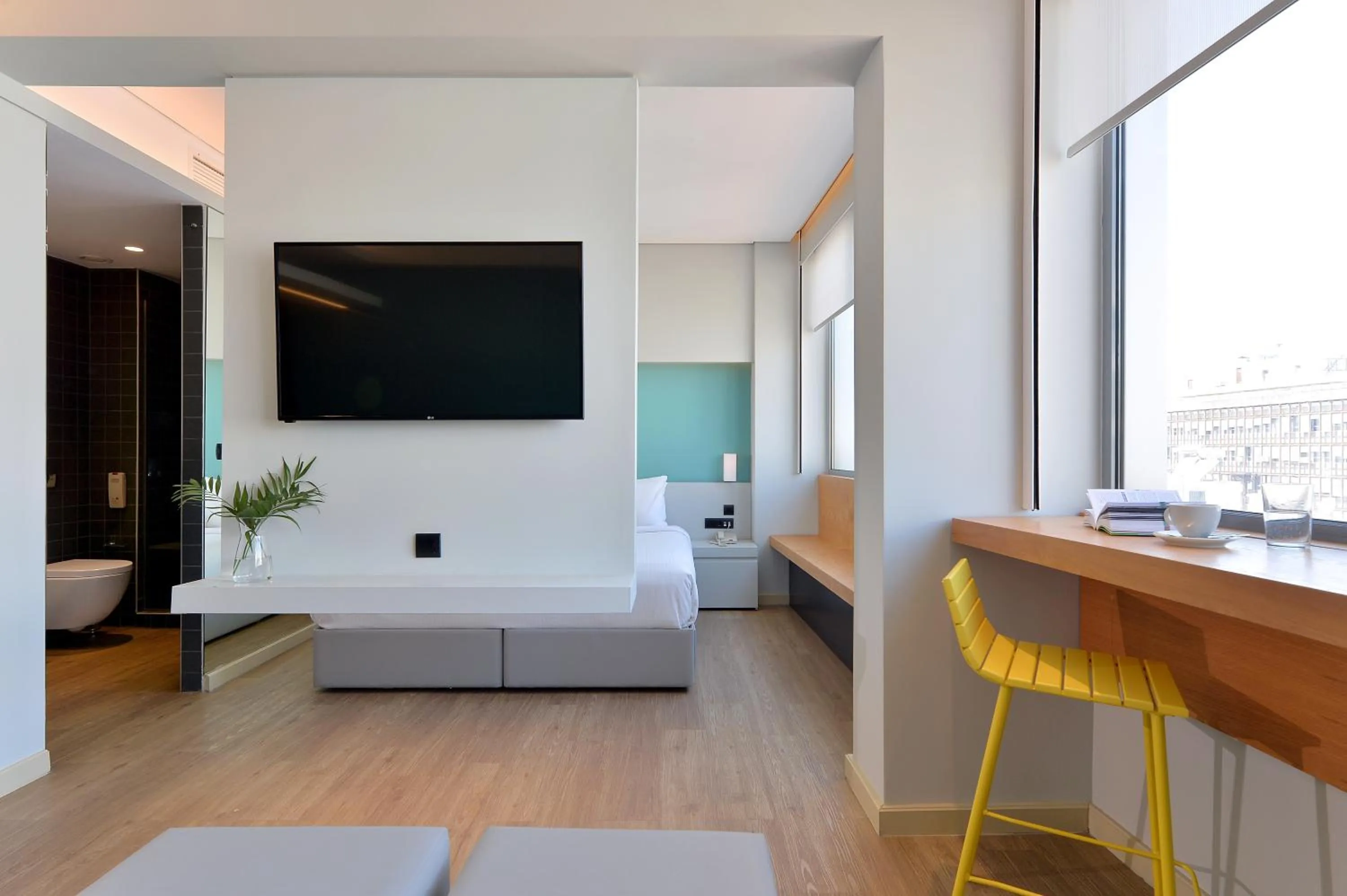 Bed in Athenaeum K 29