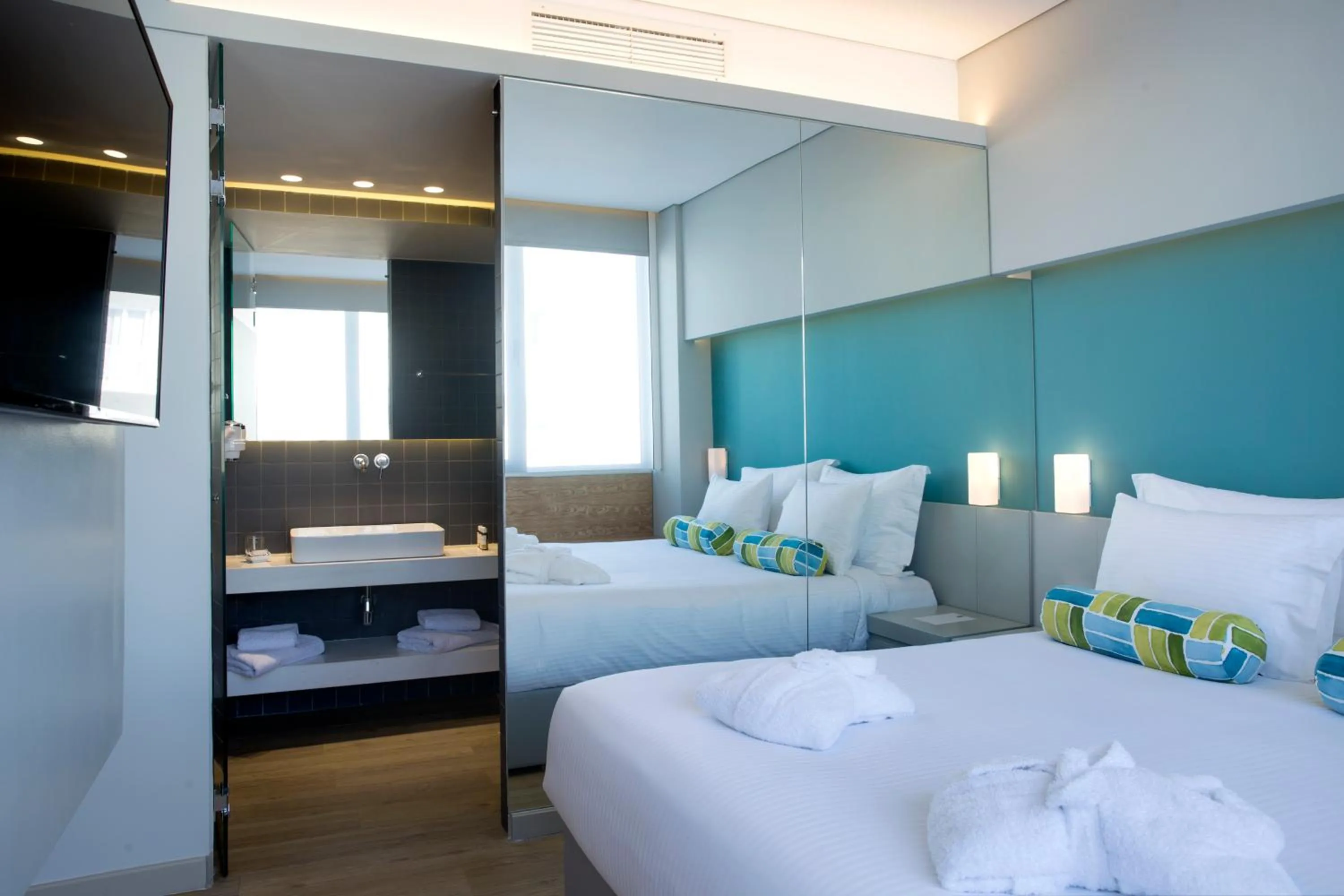 Bedroom, Bed in Athenaeum K 29