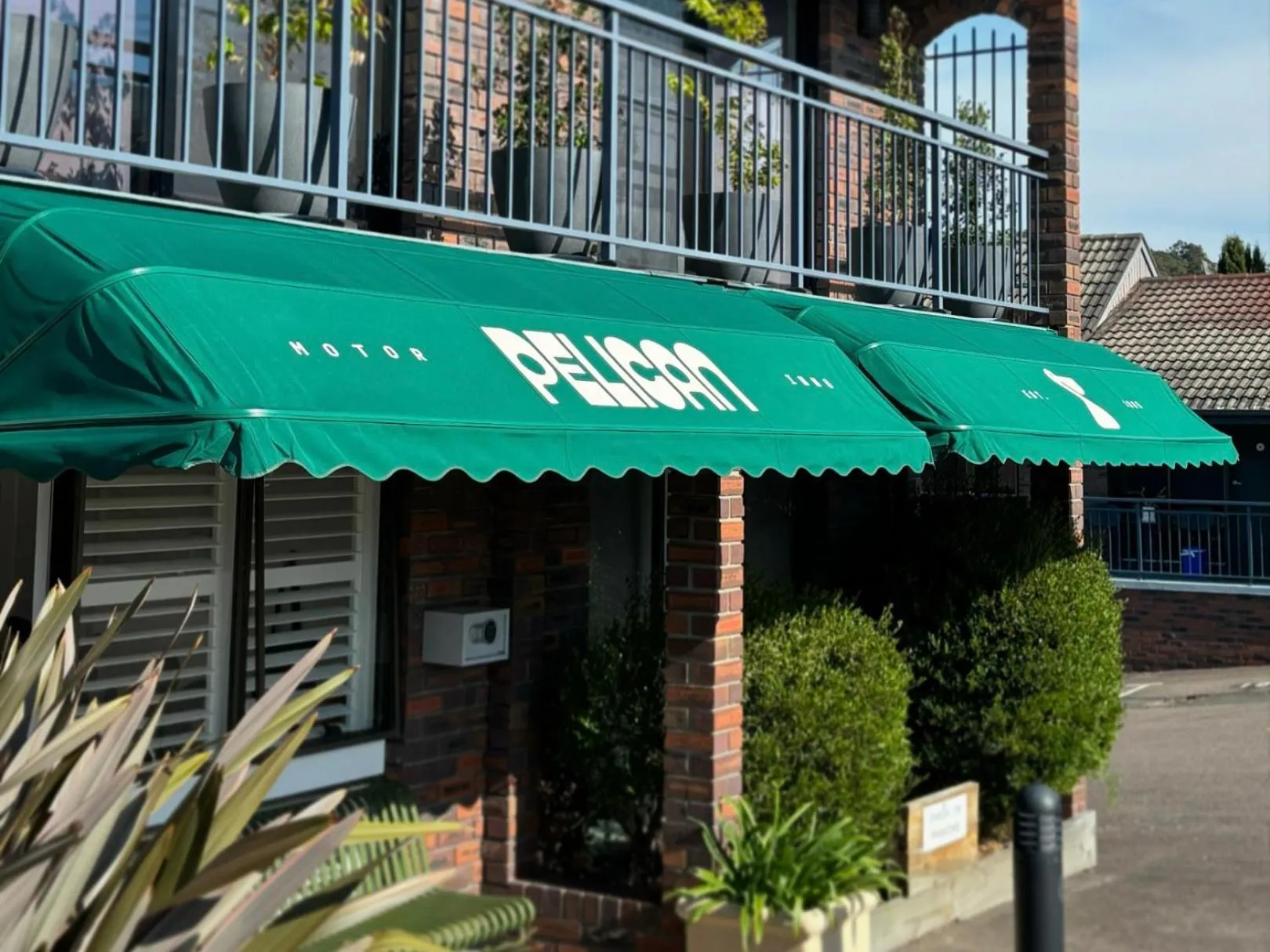 Property building in Pelican Motor Inn