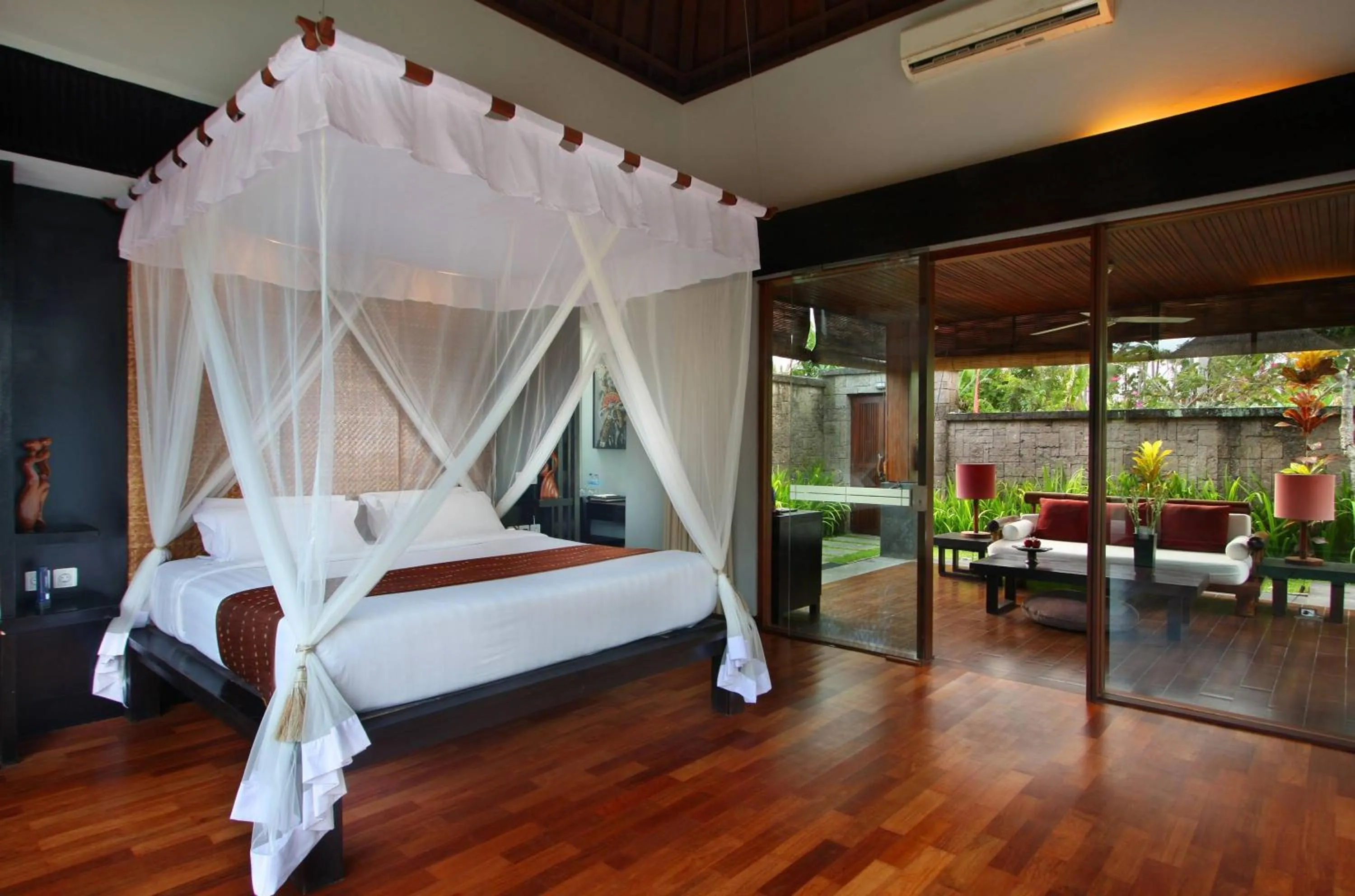 Bedroom, Bed in FuramaXclusive Resort & Villas, Ubud