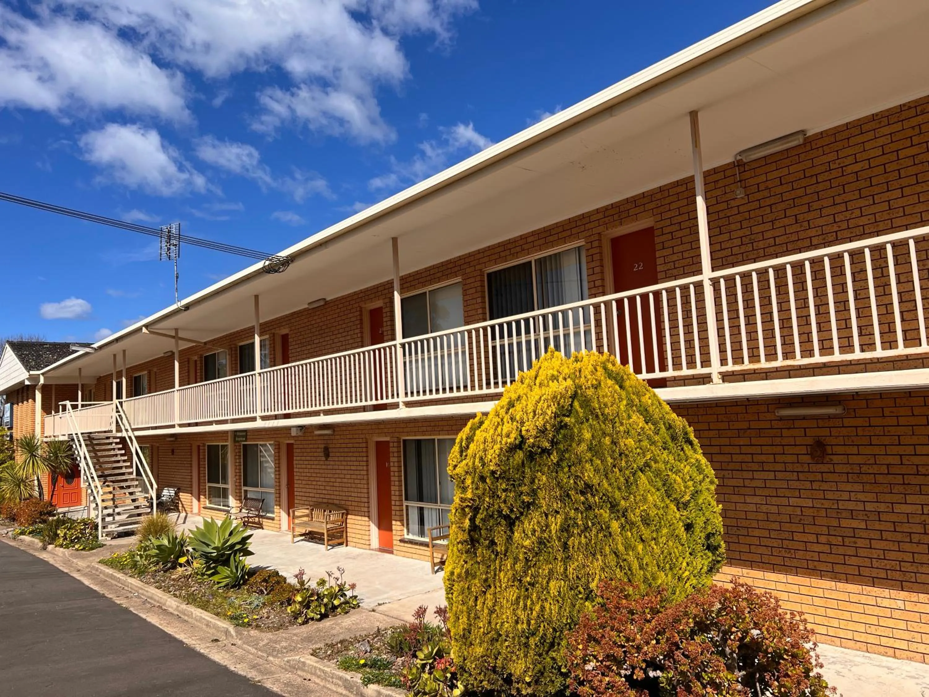 Property building in Bayview Motor Inn