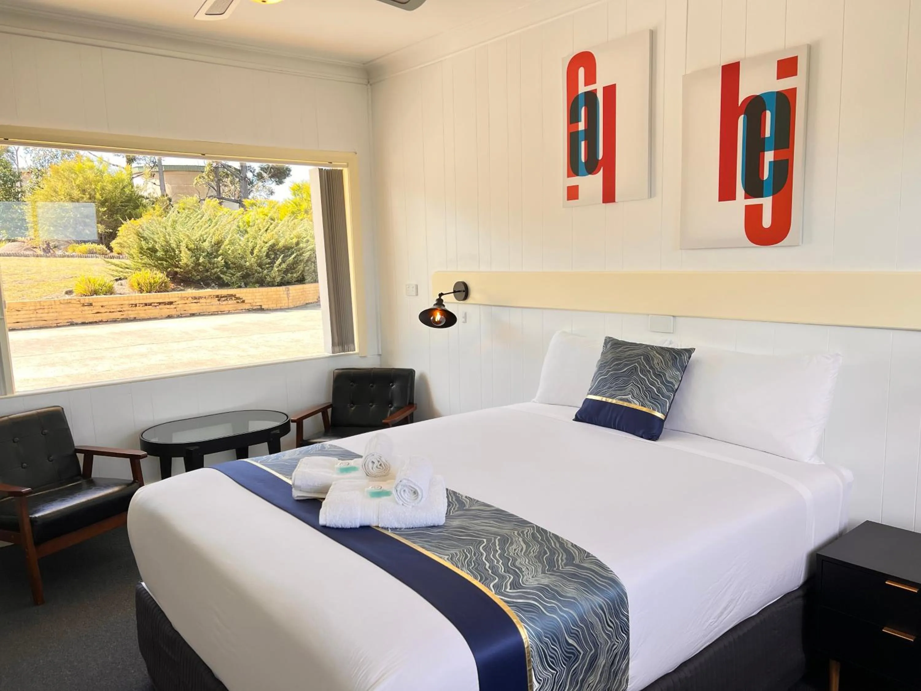 Bedroom, Bed in Bayview Motor Inn