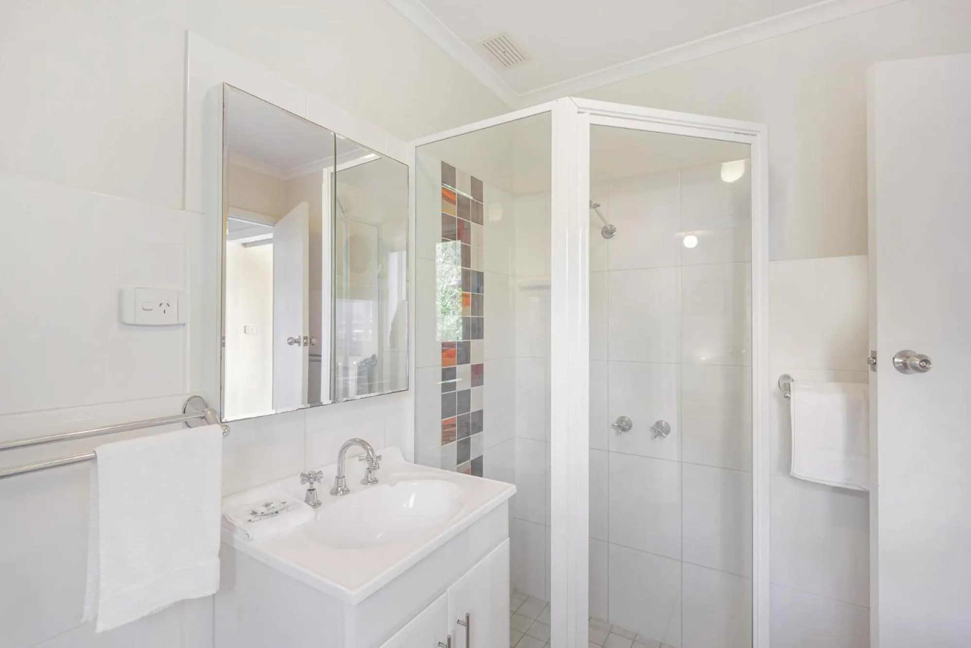 Bathroom in Eagle Heights Holiday Units
