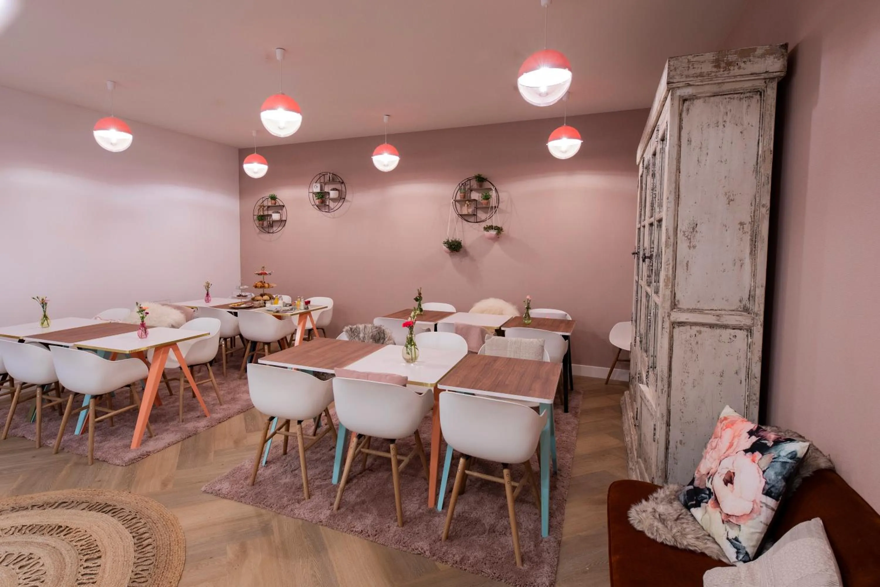 Dining area in Stadsvilla Mout Rotterdam-Schiedam