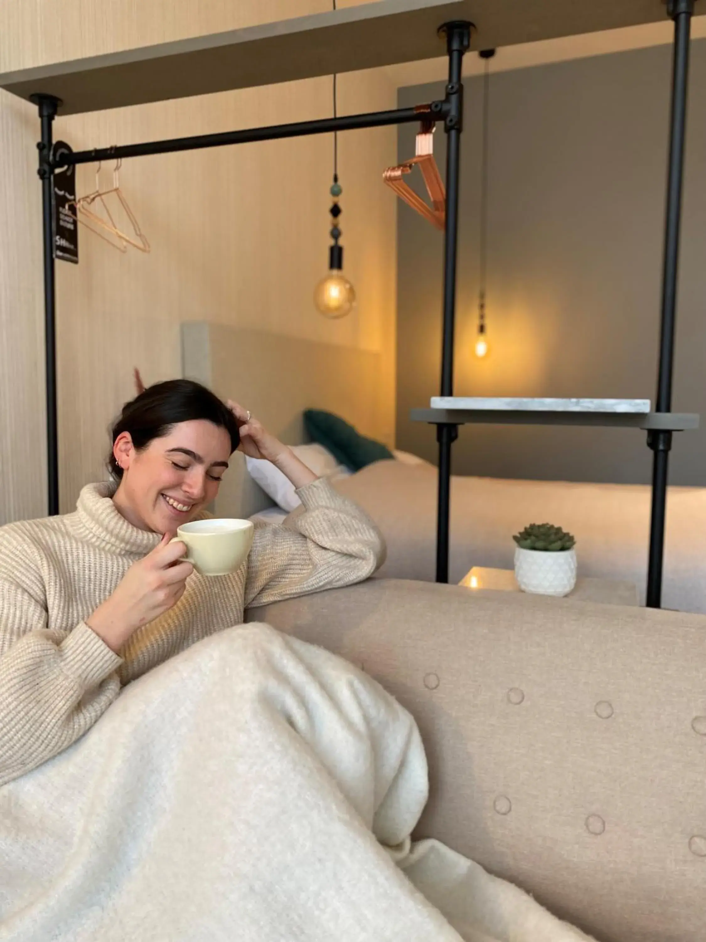 Suite with kitchenette and harbor view in Stadsvilla Mout Rotterdam-Schiedam Suite with kitchenette and harbor view in Stadsvilla Mout Rotterdam-Schiedam