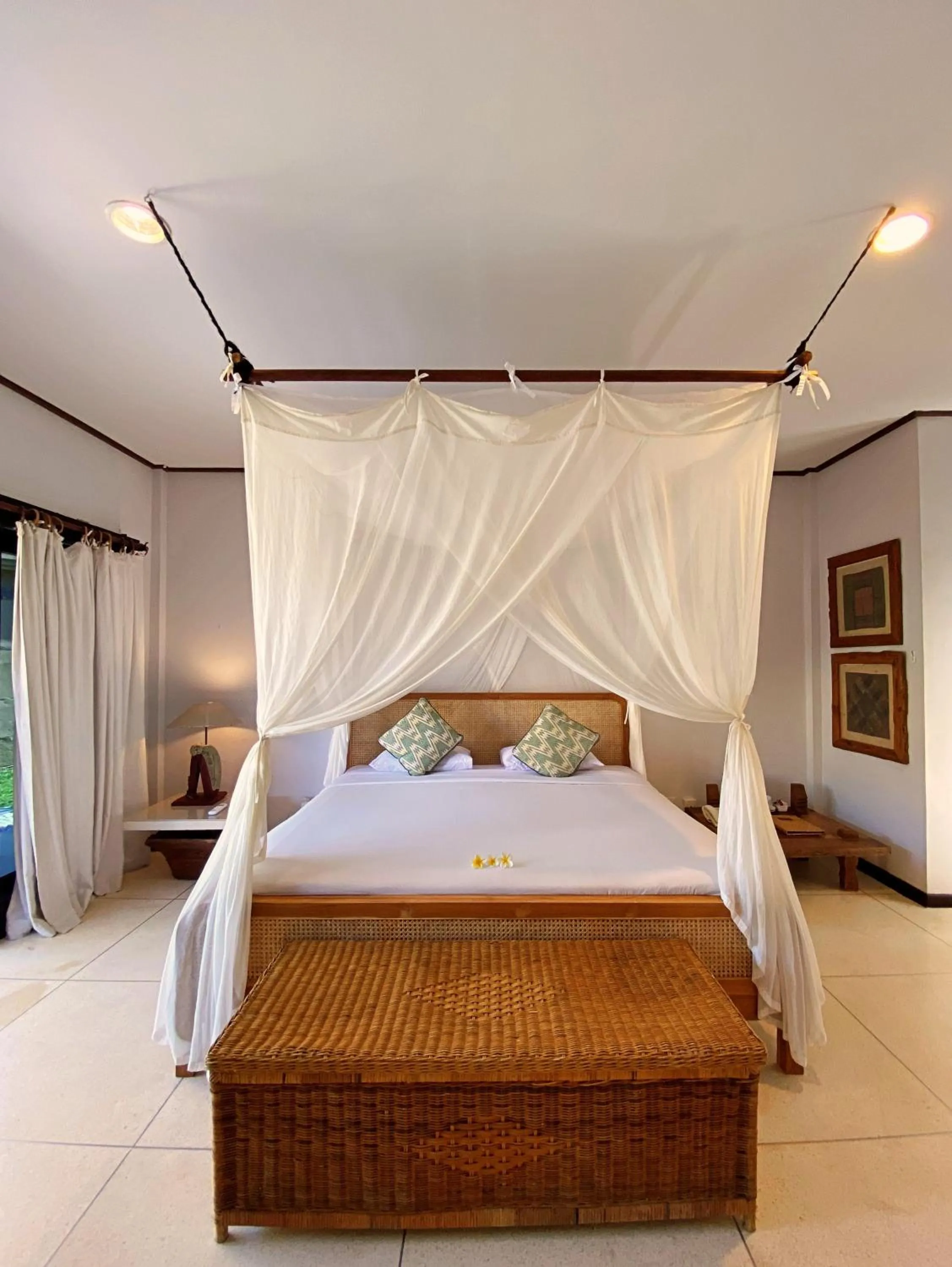 Bedroom, Bed in Visakha Sanur by Puri Signatures