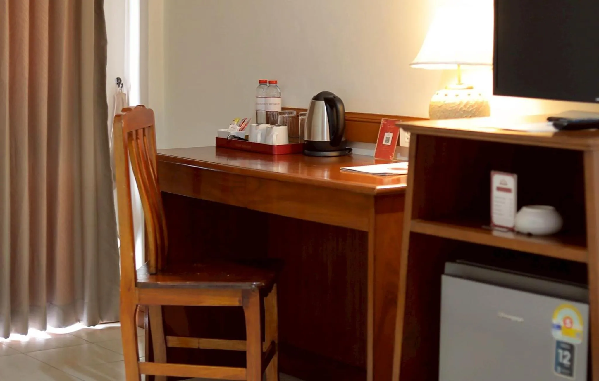 Coffee/tea facilities in Tony Resort