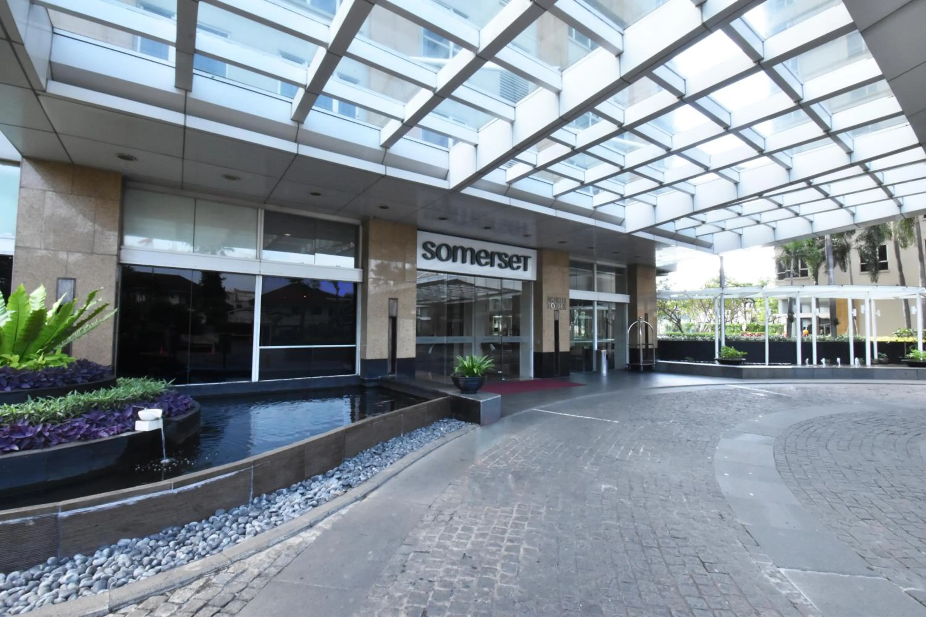 Property building in Somerset Berlian Jakarta