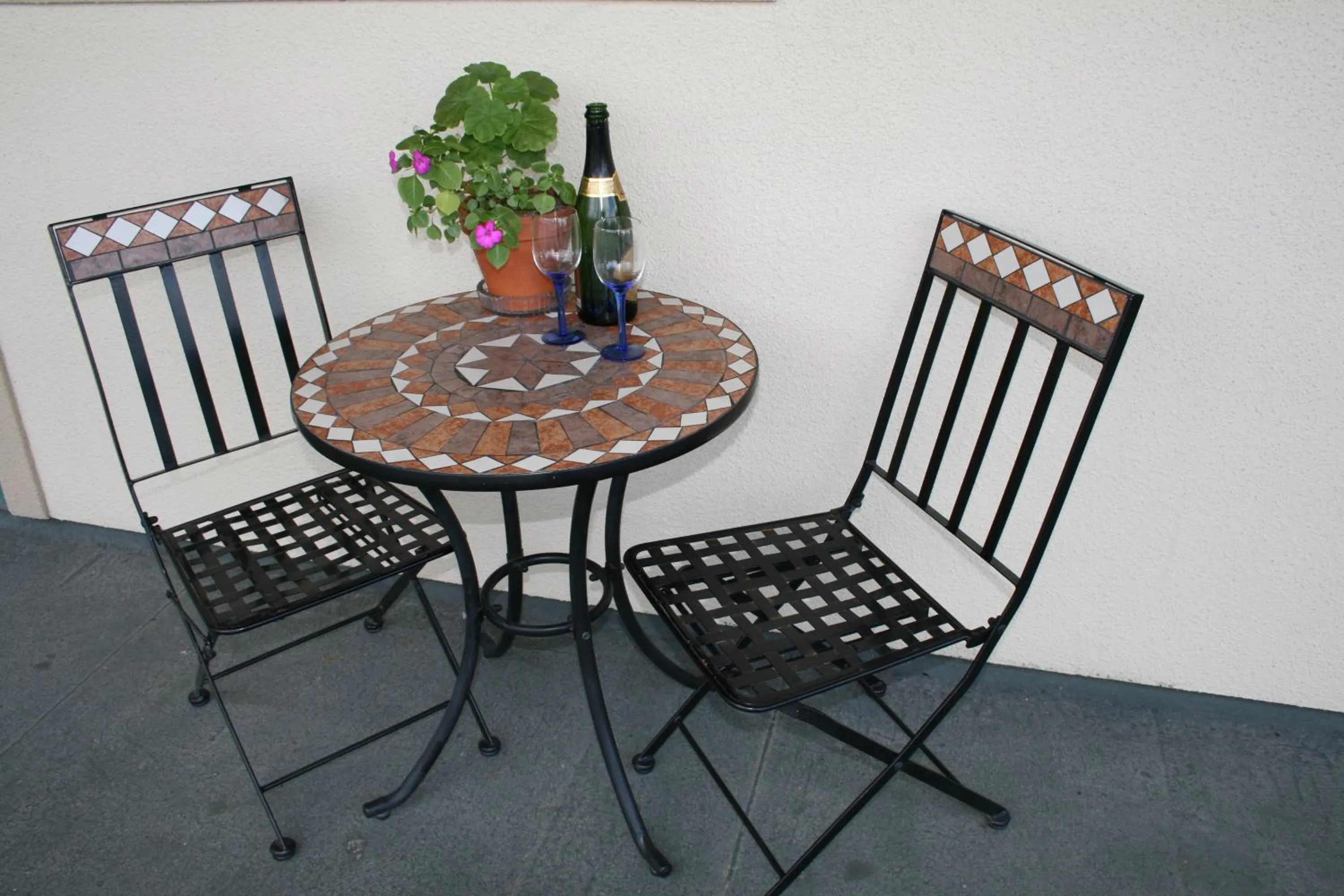 Balcony/Terrace in Astray Motel