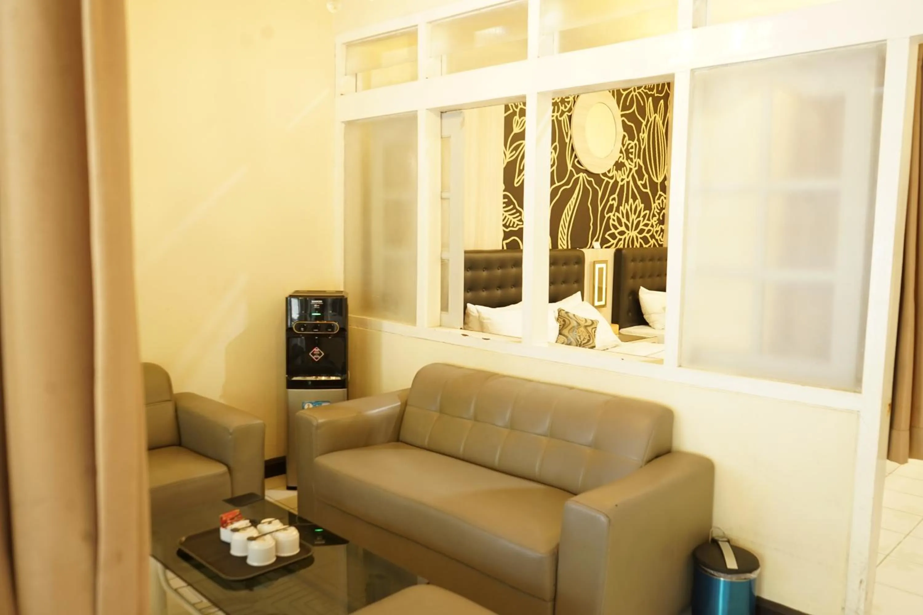 Living room in Hotel Indah Palace Tawangmangu