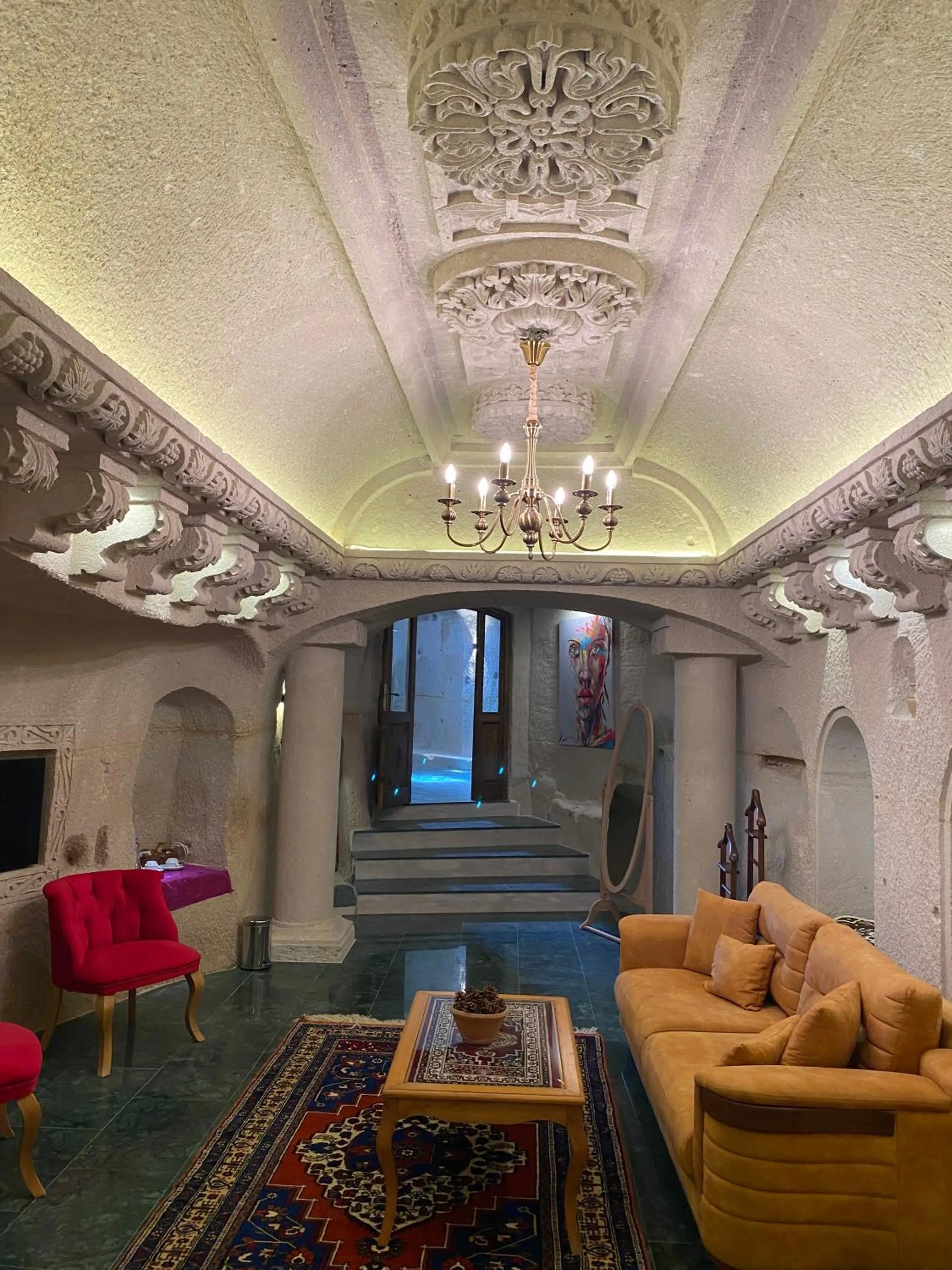 Seating area in Abu Hayat Cave Suites