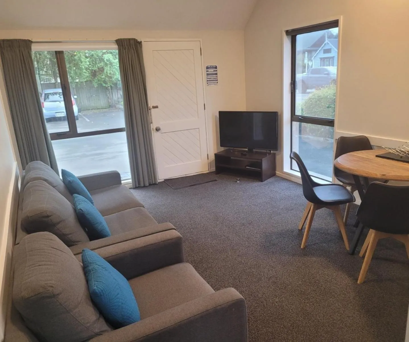 Living room in Ashford Motor Lodge