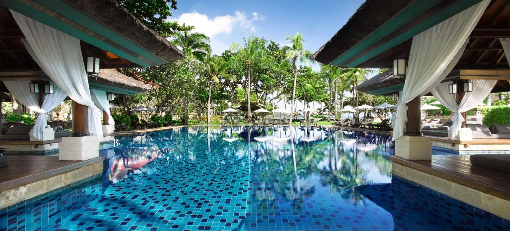 Swimming pool in InterContinental Bali Resort by IHG
