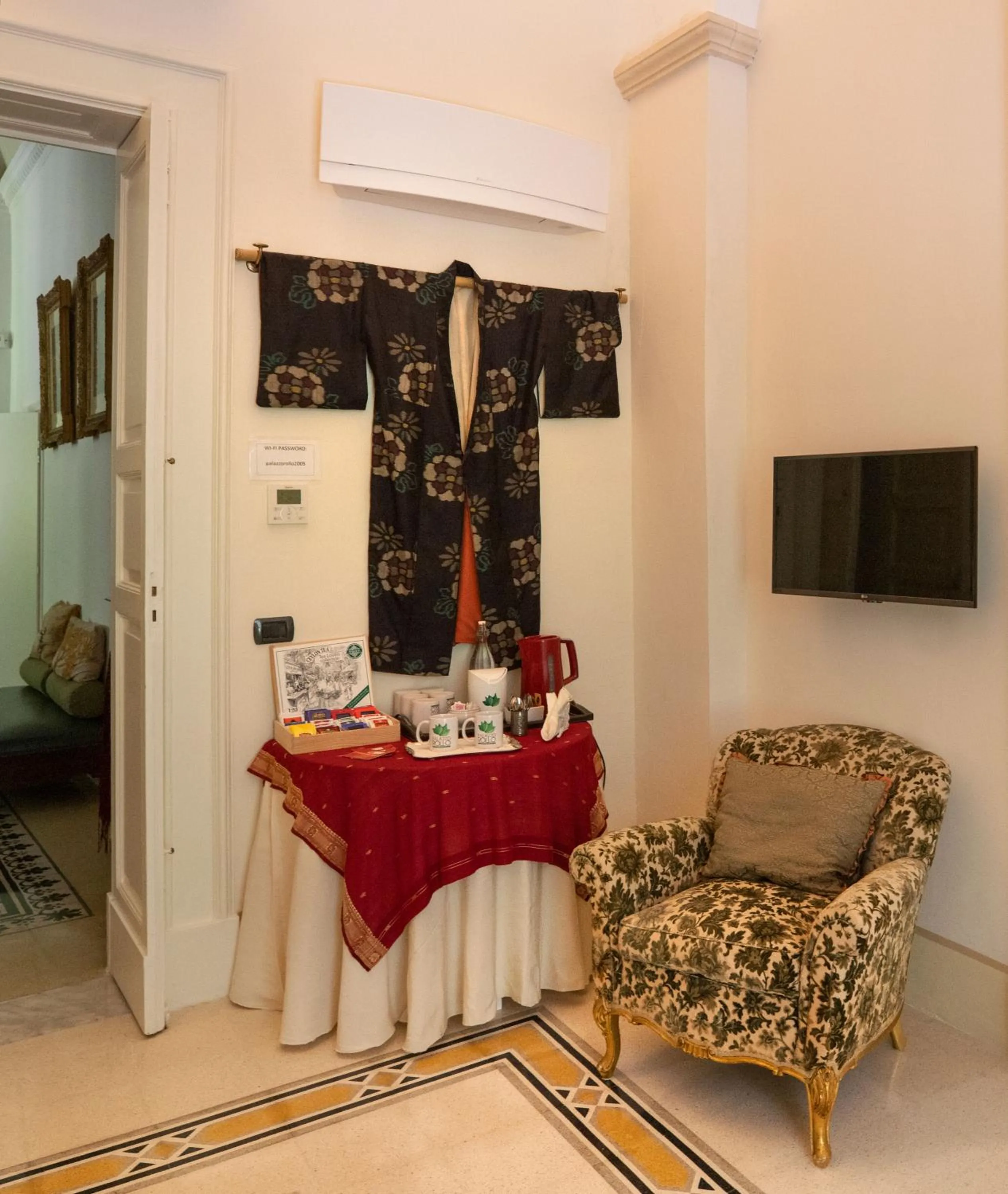 Seating area in Palazzo Rollo