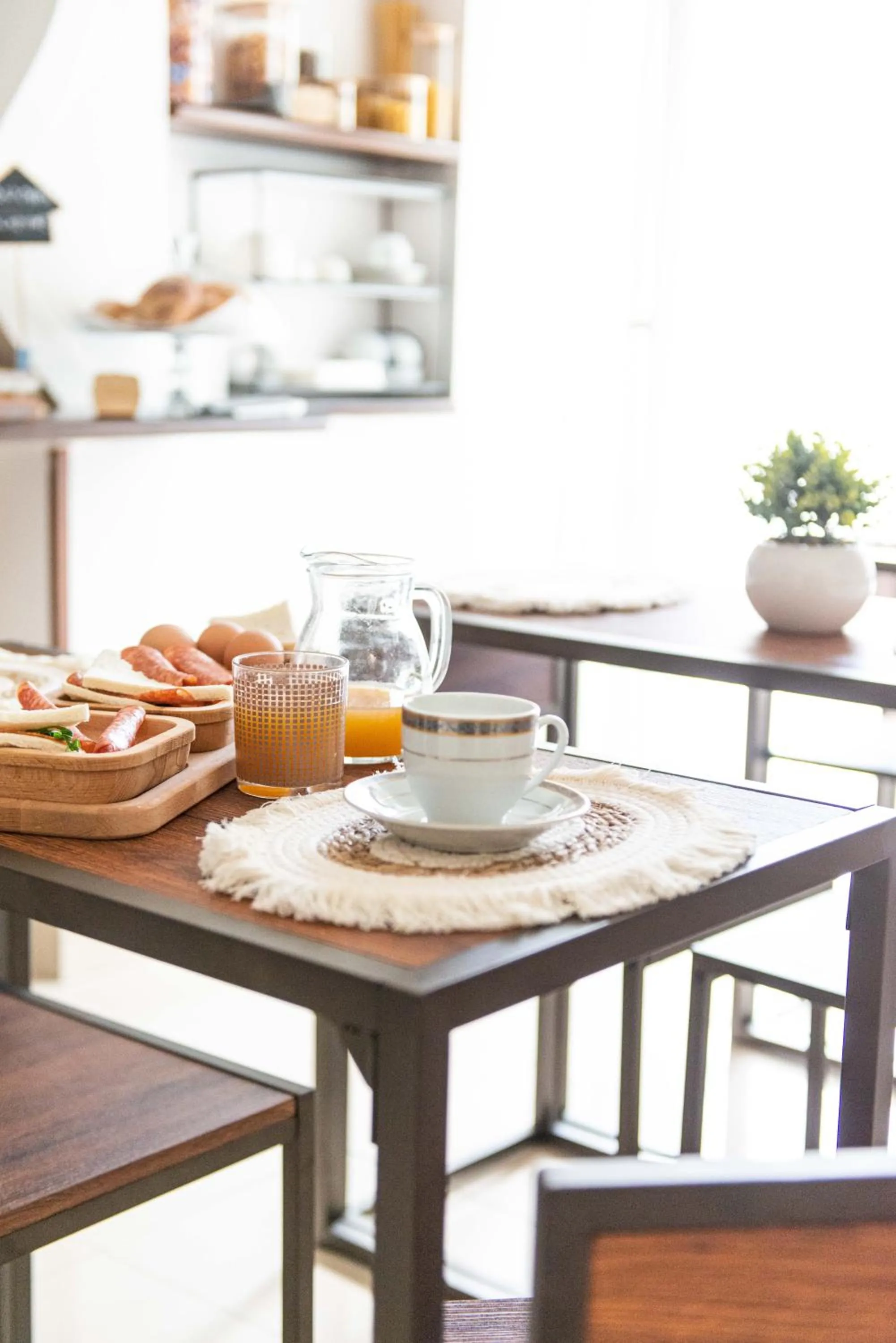 Food and drinks in Laetitia Guest House32