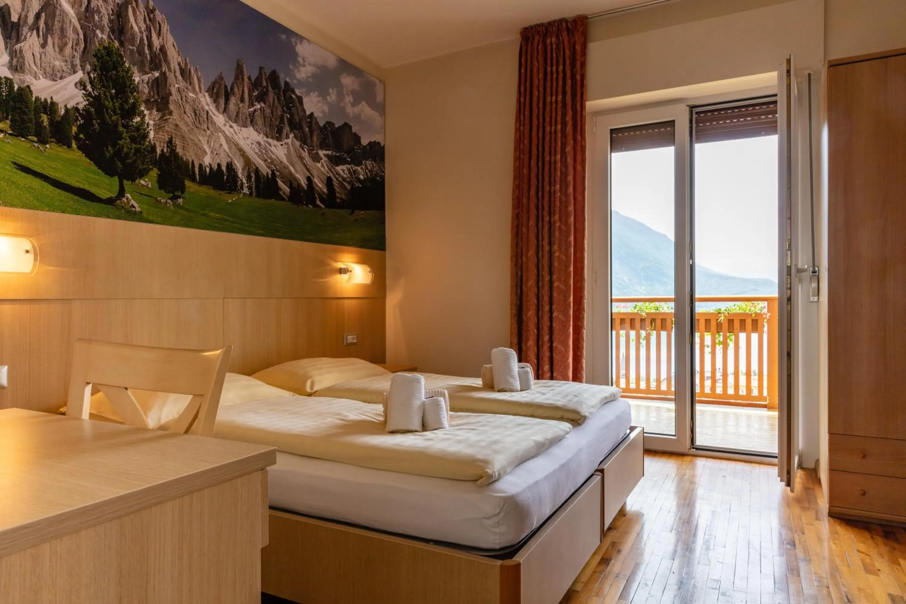View (from property/room), Bed in Hotel Lory - Molveno - Dolomiti