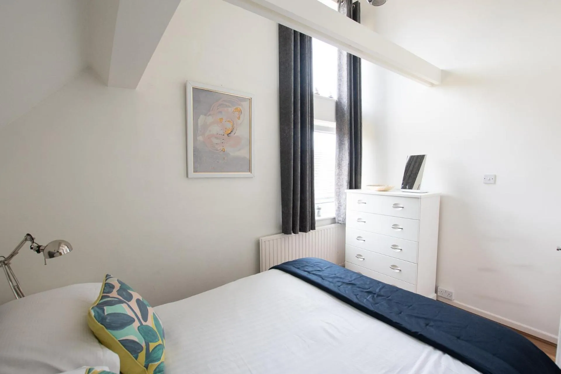 Bed in The Penthouse Canterbury - Cathedral View