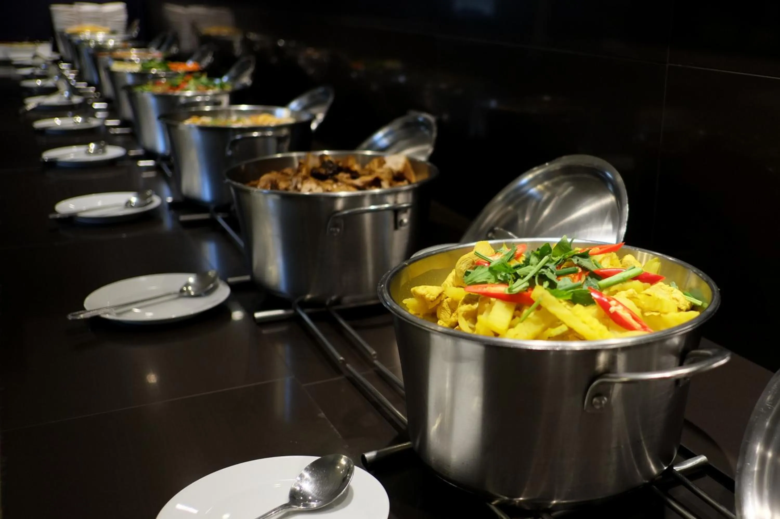 Restaurant/places to eat in I Pavilion Hotel Phuket