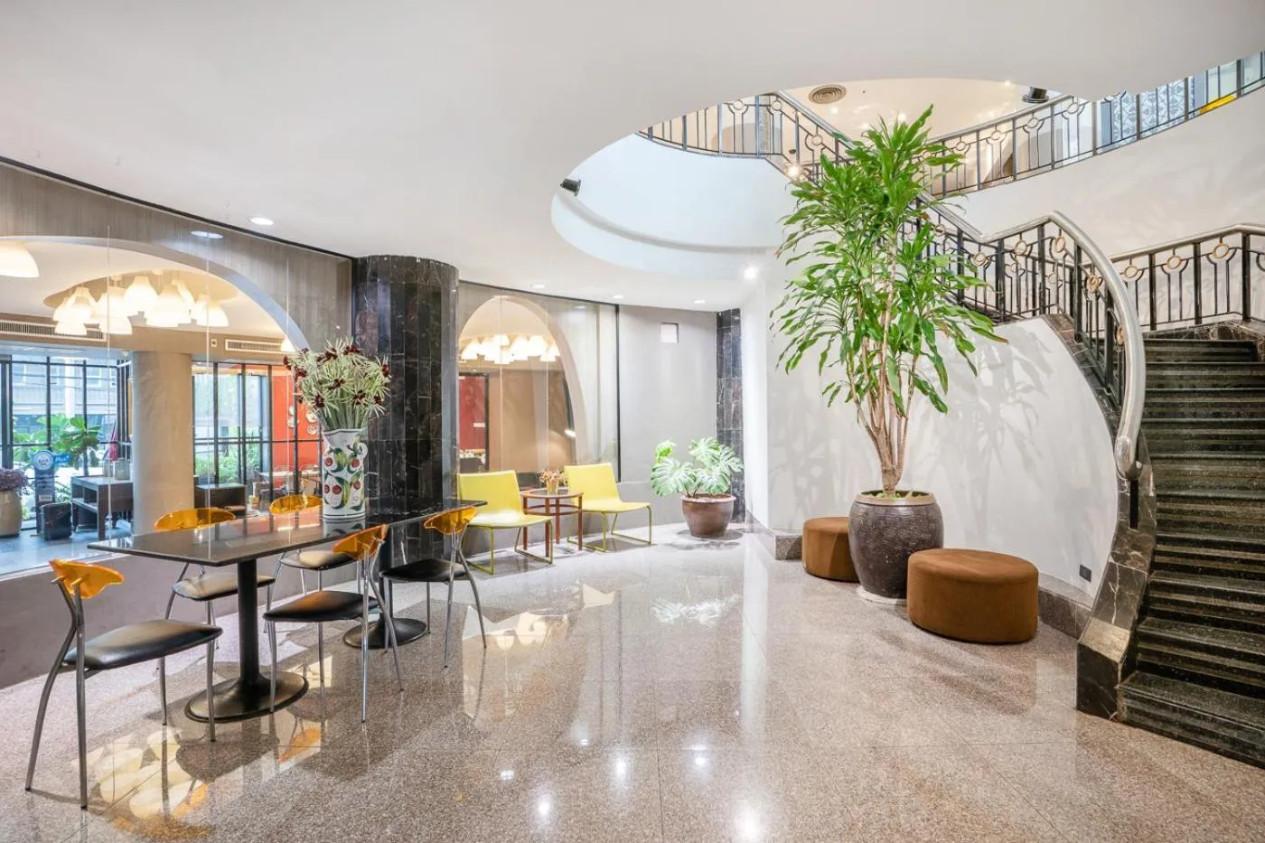 Seating area in I Pavilion Hotel Phuket