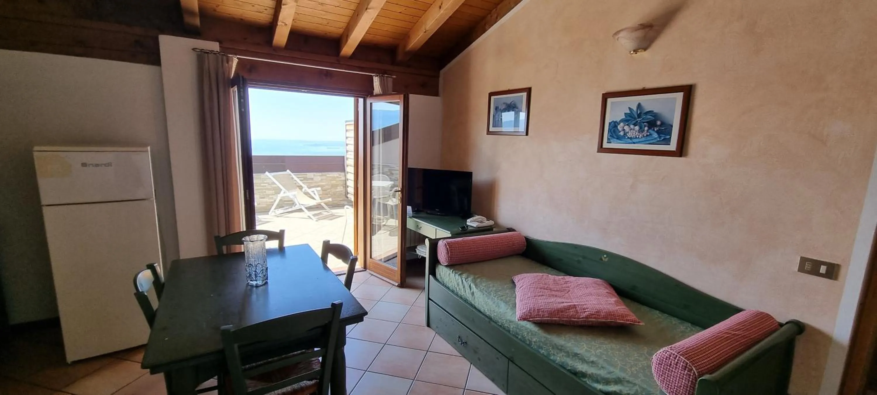 TV and multimedia in Hotel Residence Panorama La Forca, GTSGroup