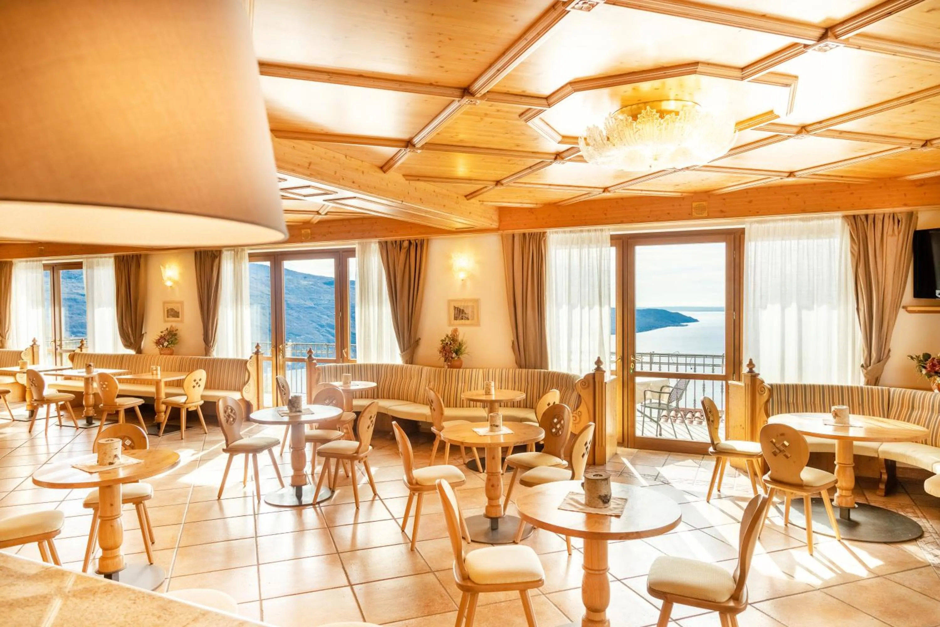 Lounge or bar in Hotel Residence Panorama La Forca, GTSGroup