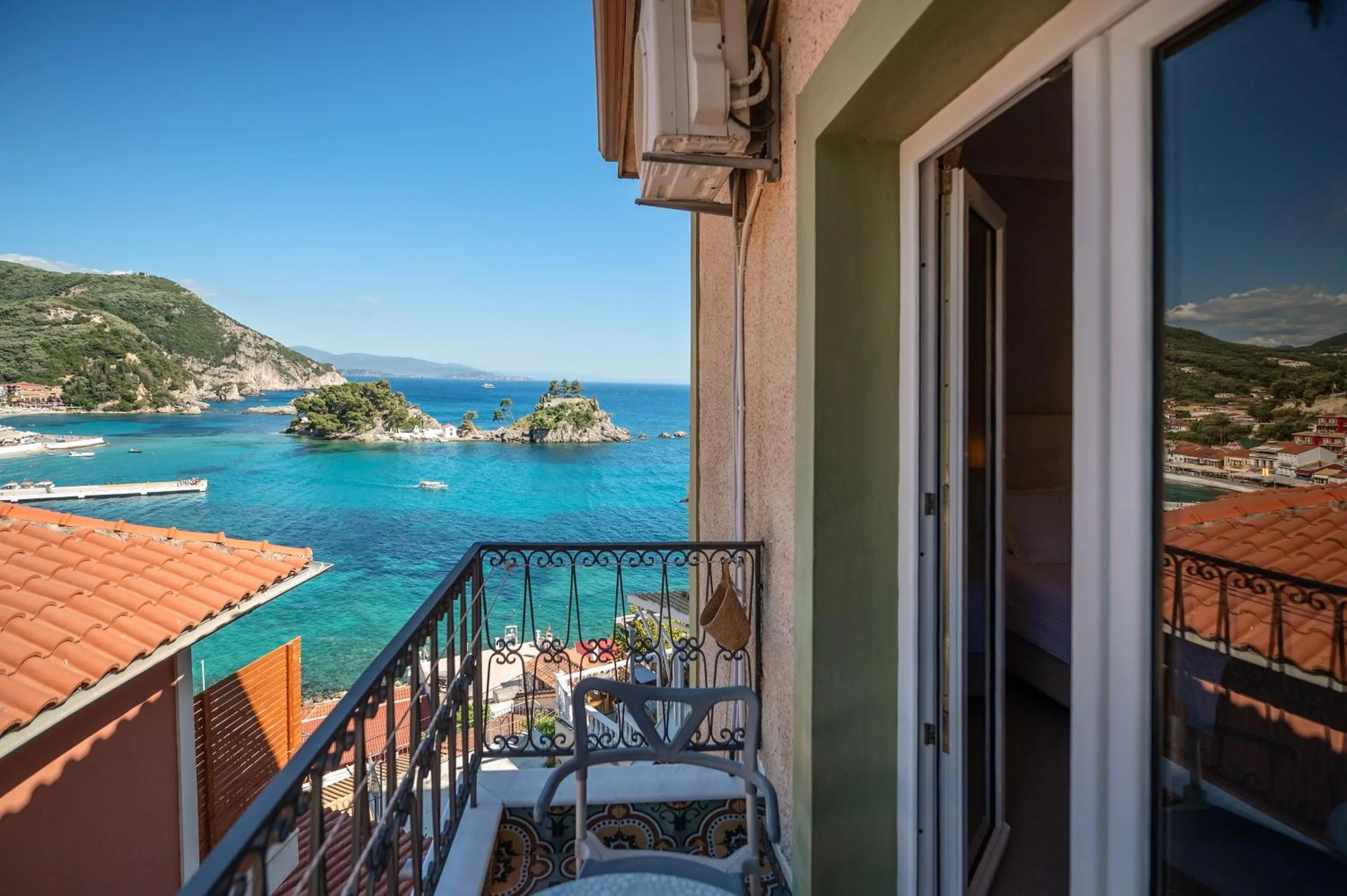 Natural landscape in Avra