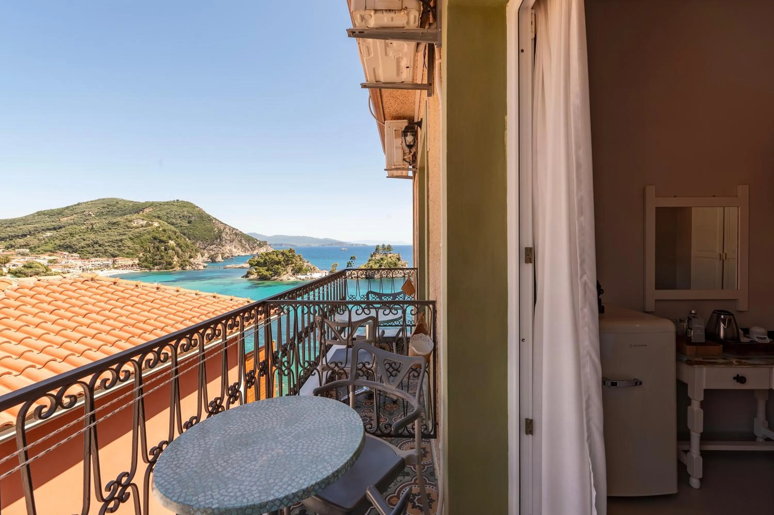 Natural landscape in Avra