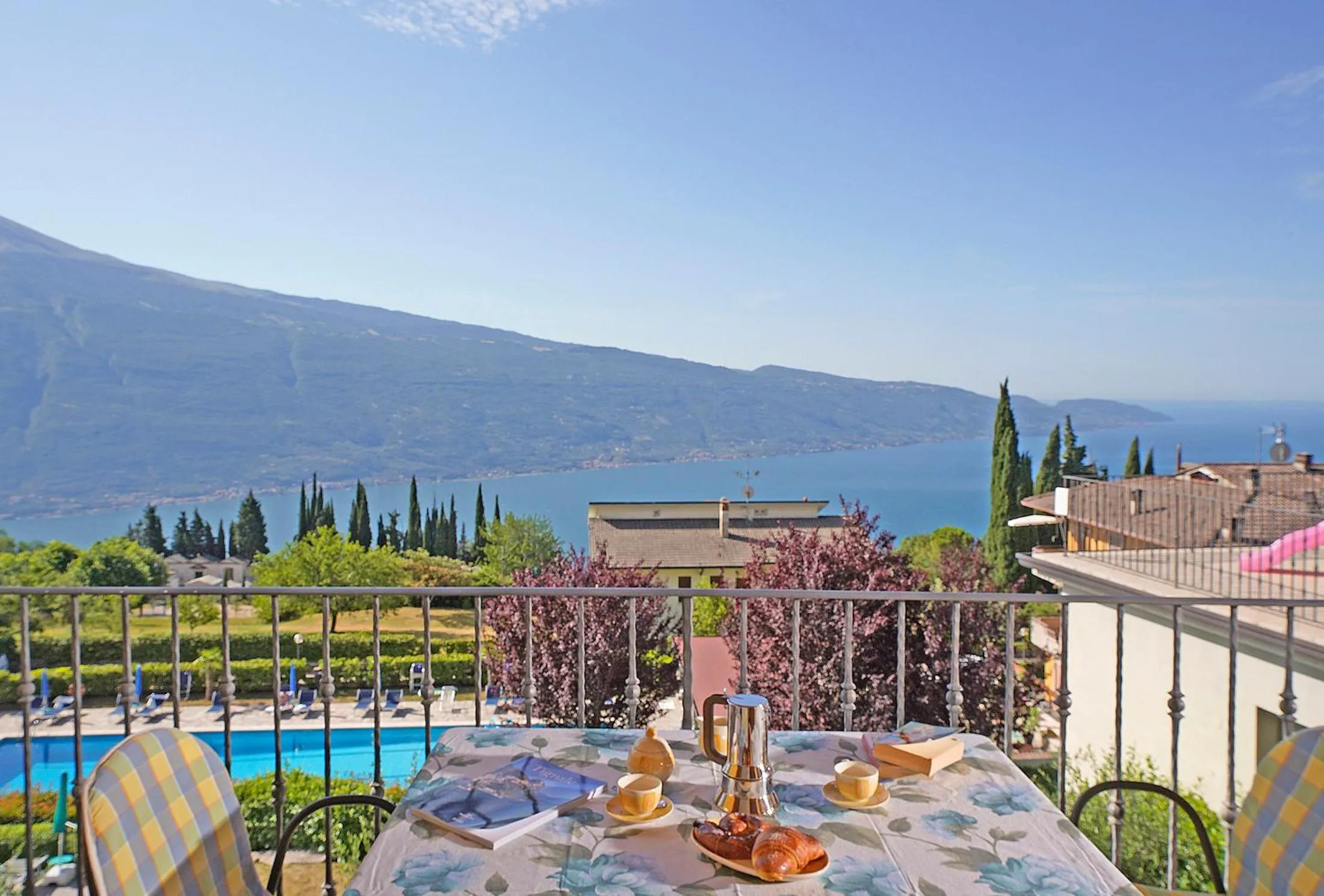 Balcony/Terrace in Residence Besass, GTSGroup