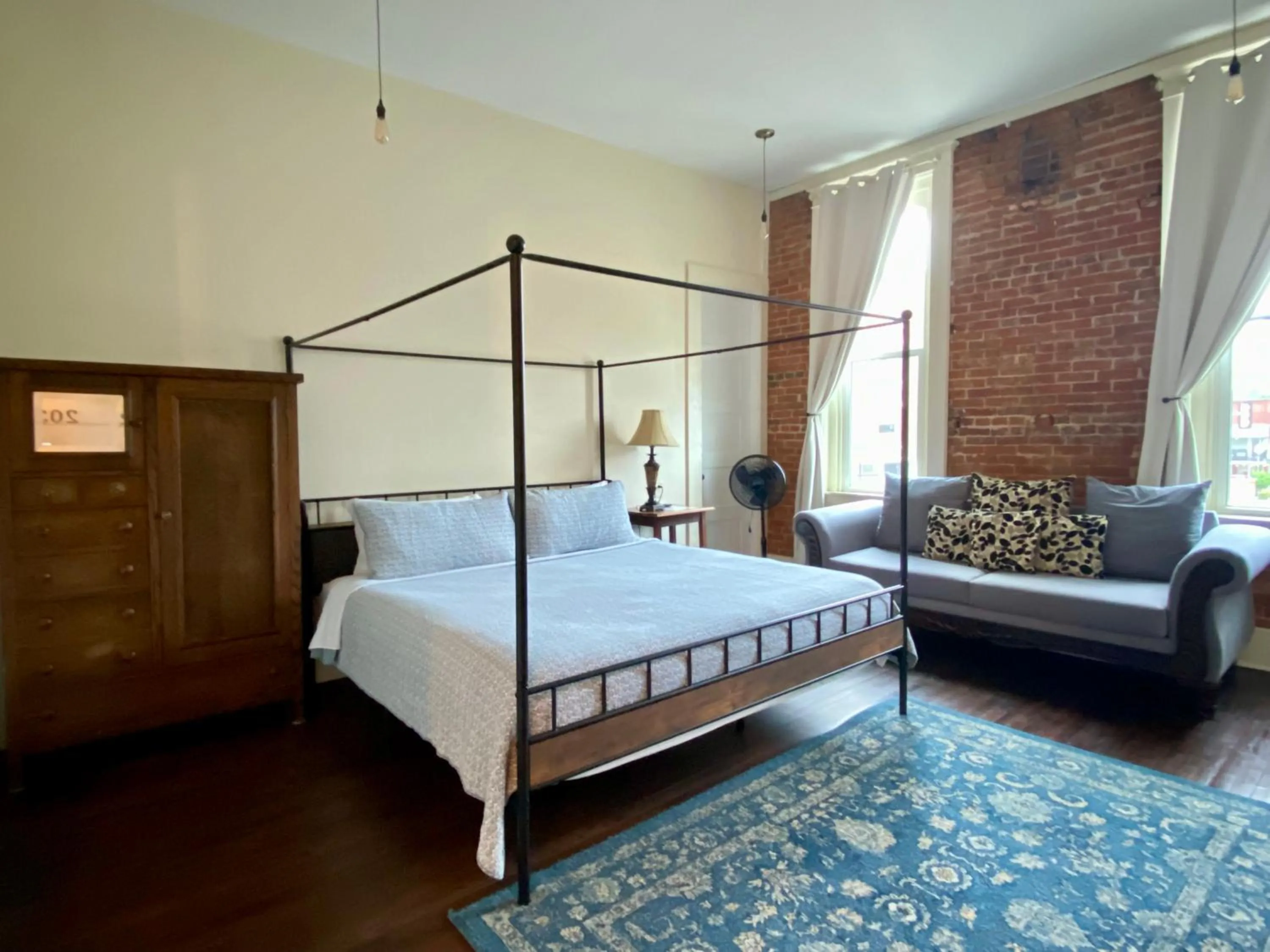 Bed in Eighteen-Ninety Sleepover