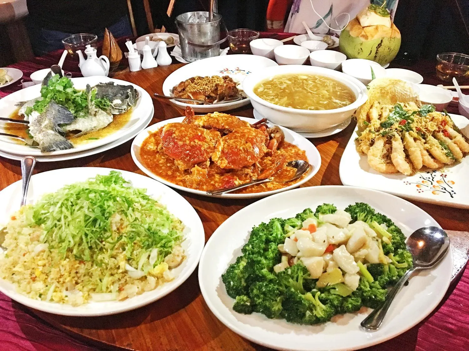 Food and drinks in Nirwana Resort Hotel