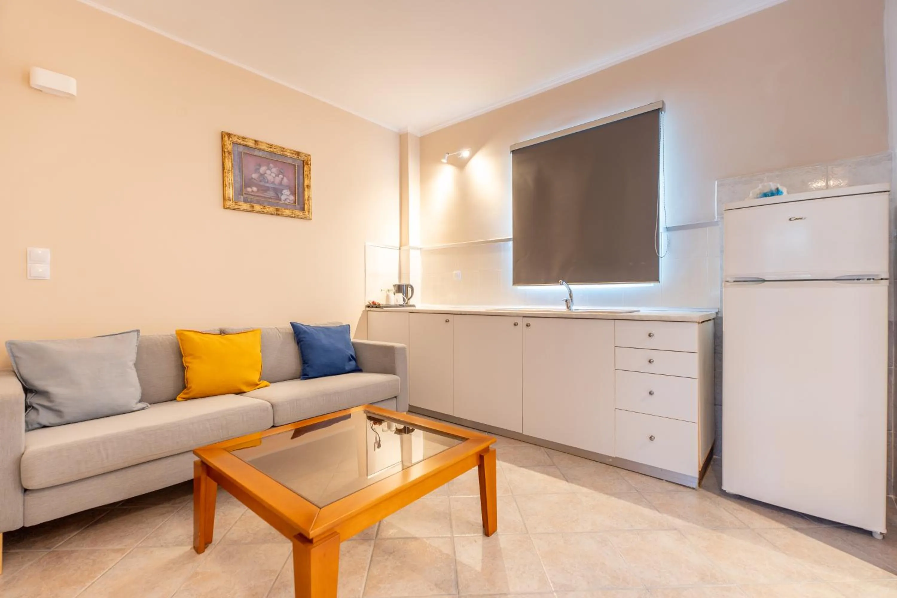 Kitchen or kitchenette in Planos Beach Hotel