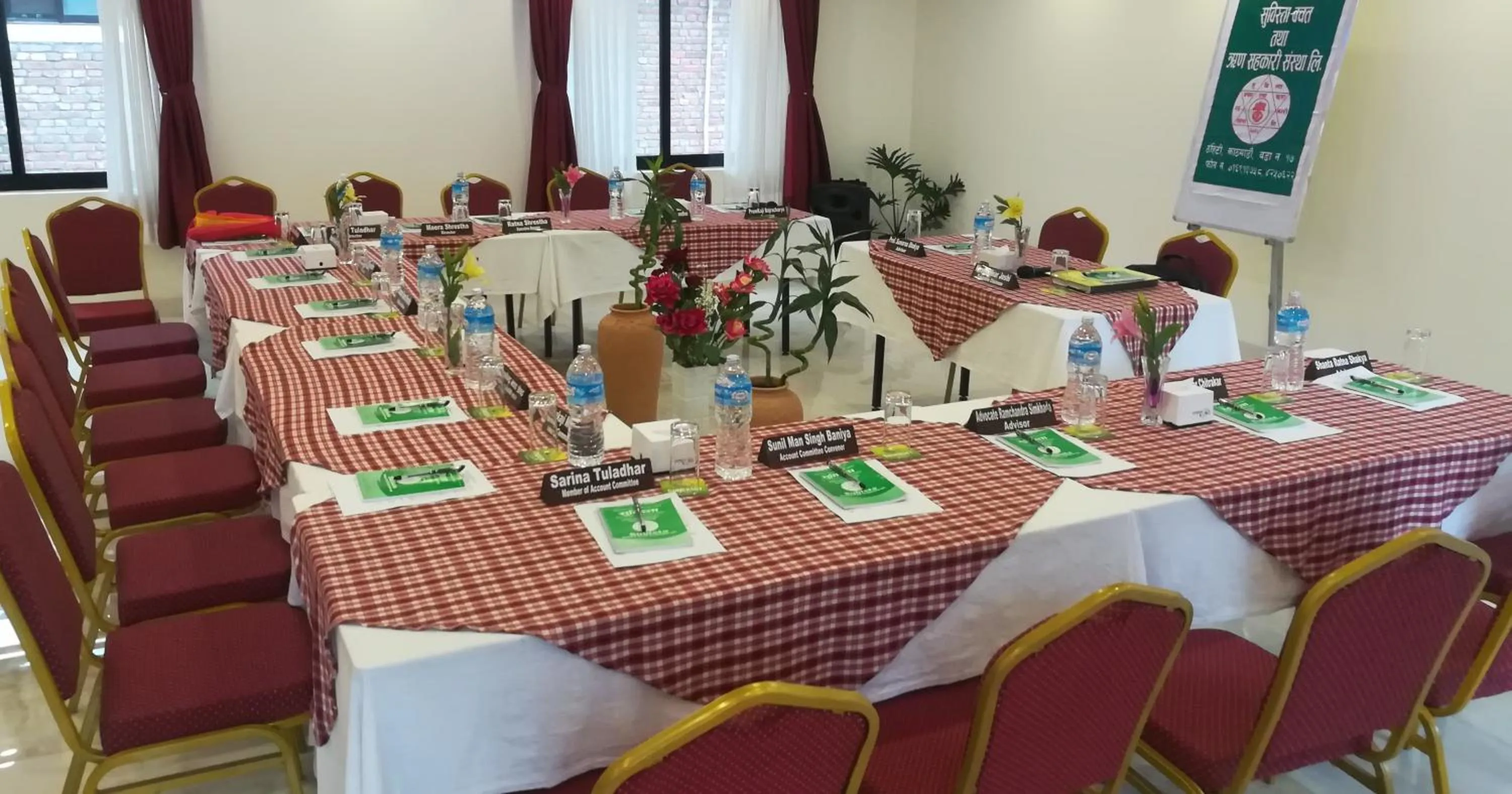 Communal lounge/ TV room in Nepal Cottage Resort