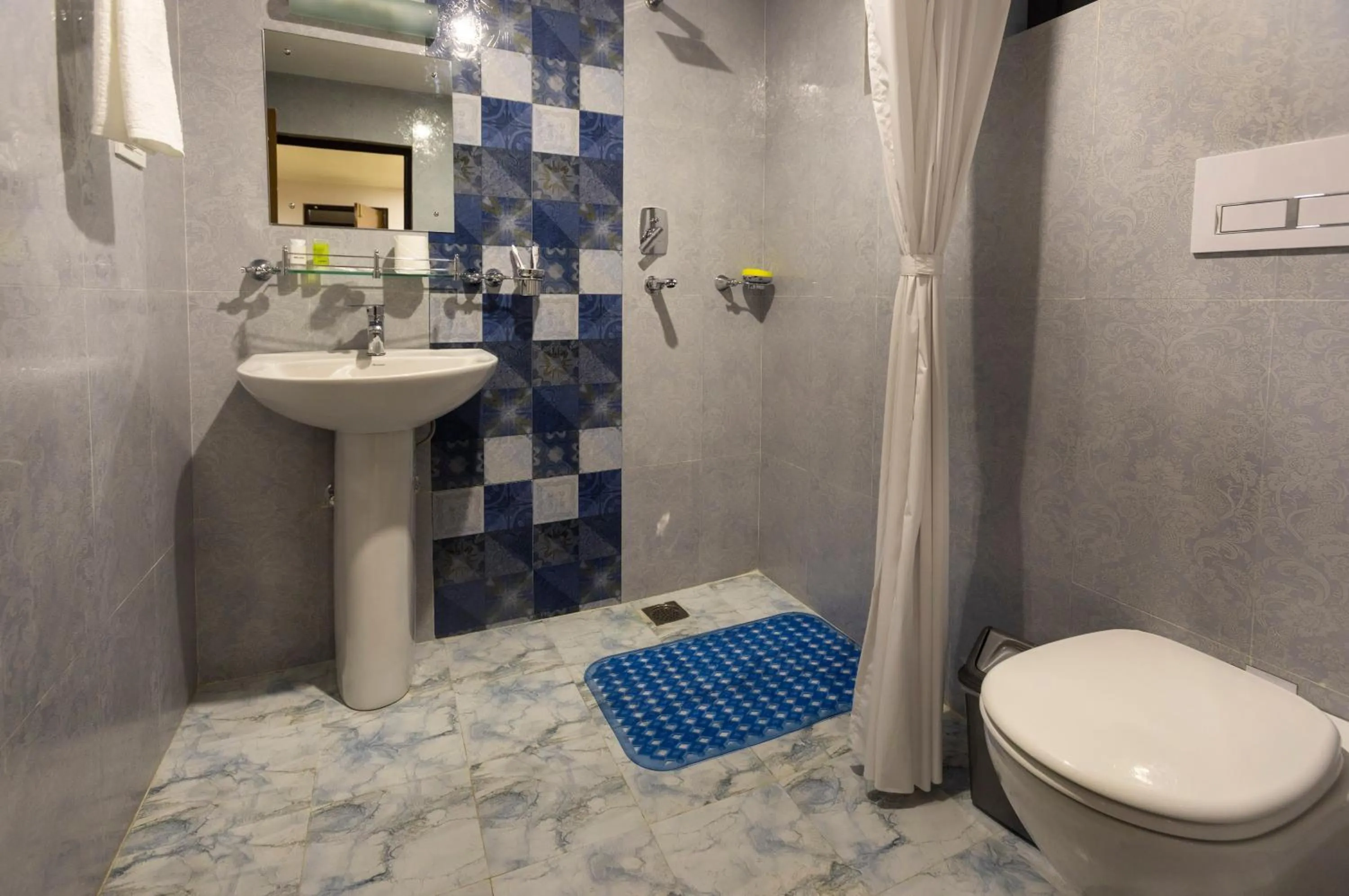 Bathroom in Nepal Cottage Resort