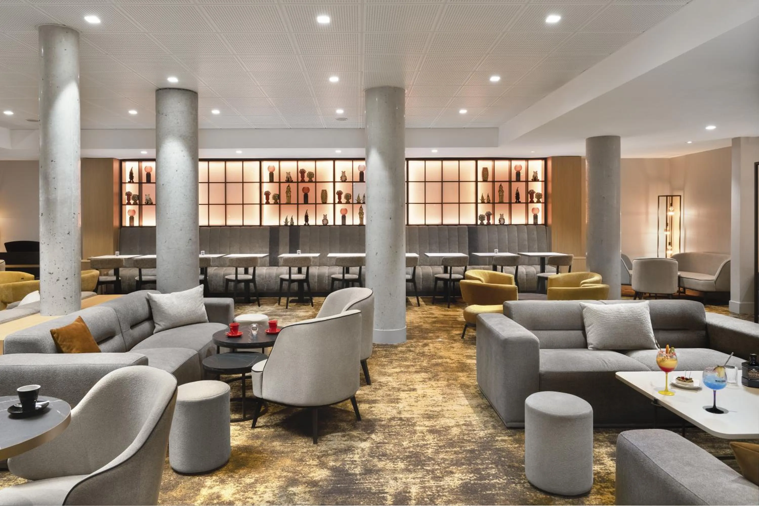 Lounge or bar in Hôtel Eliseo