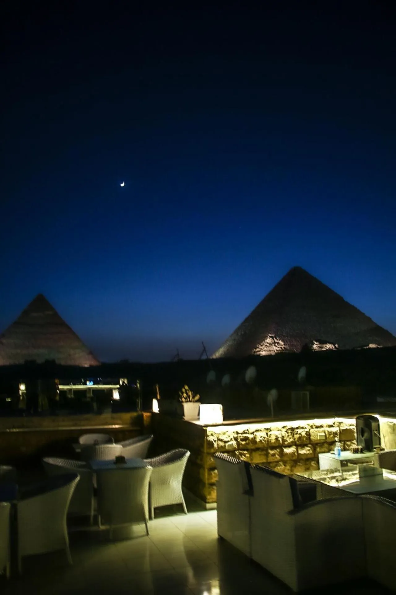 Restaurant/places to eat in Pyramids Valley Boutique Hotel