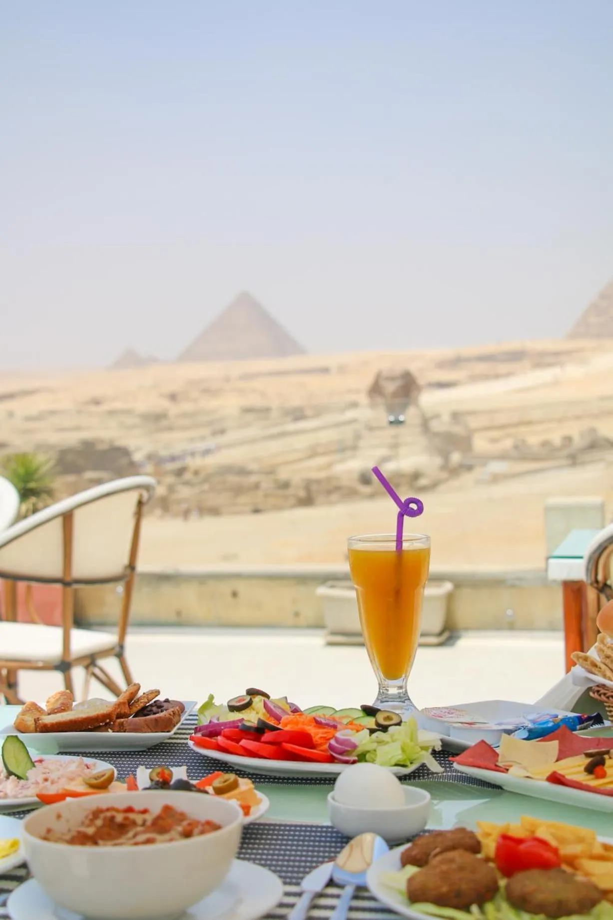 Restaurant/places to eat in Pyramids Valley Boutique Hotel