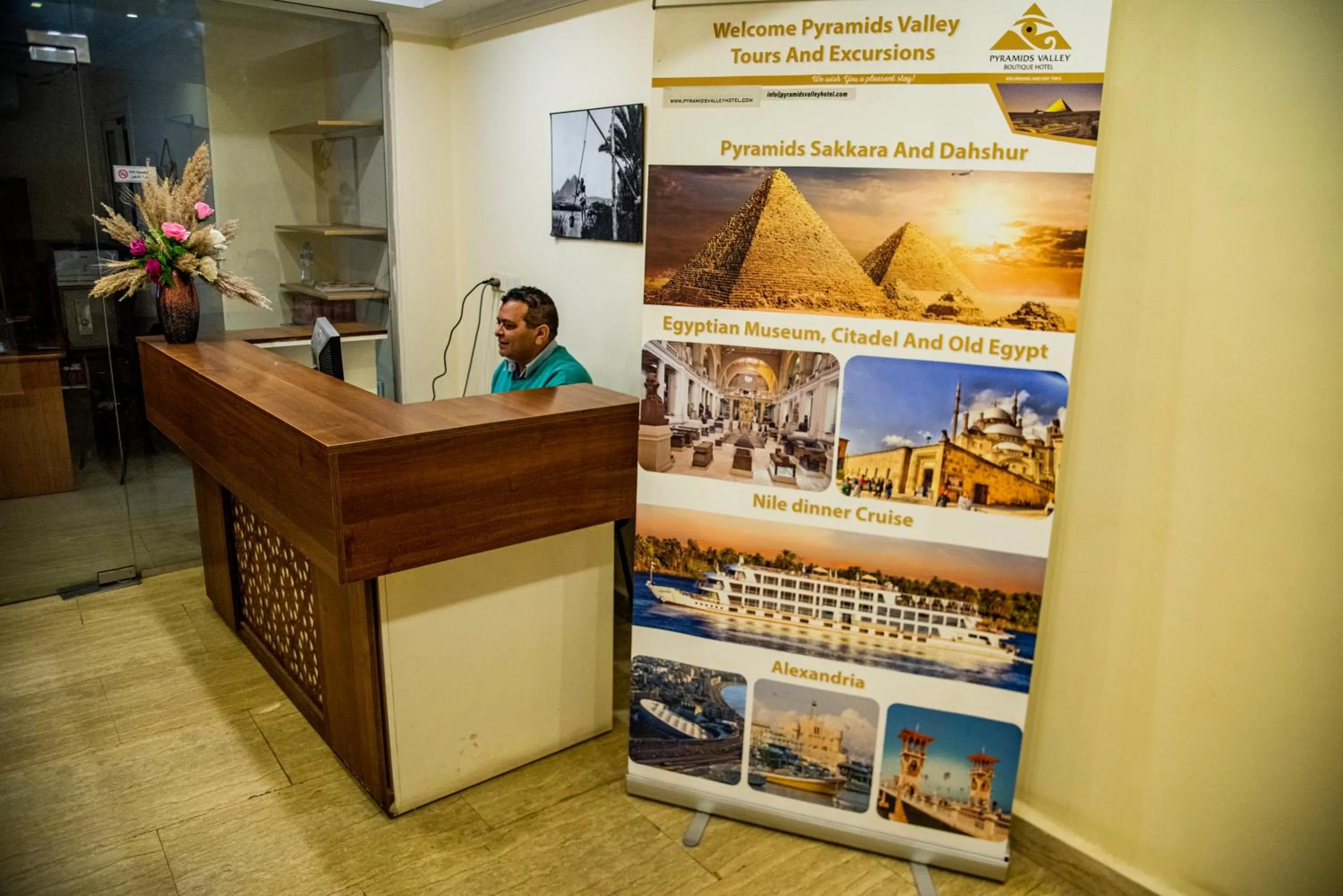 Lobby or reception in Pyramids Valley Boutique Hotel